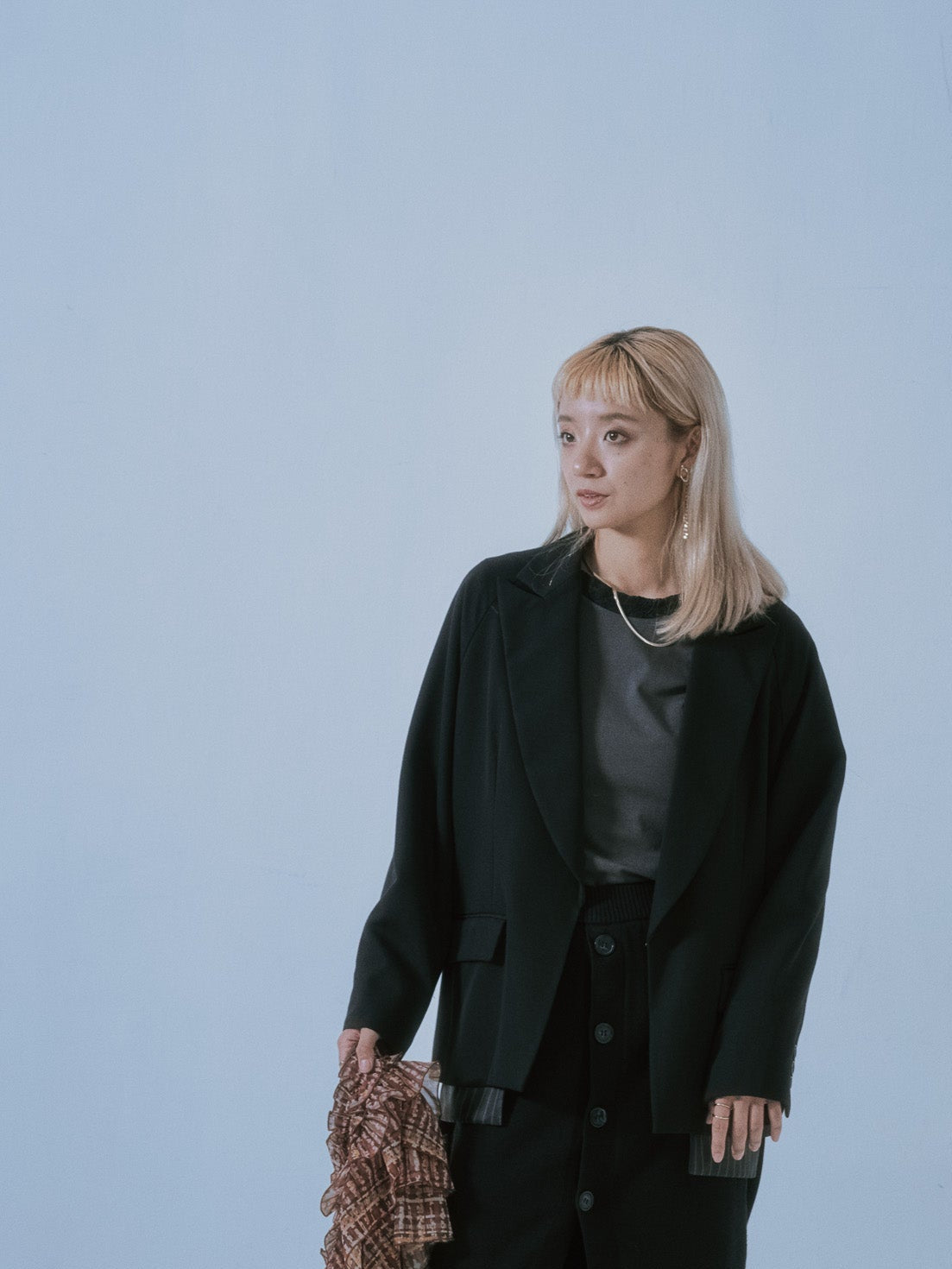 【TIME SALE 11/4まで!!】配色ストライプポイントアシメヘムジャケット [605544] black