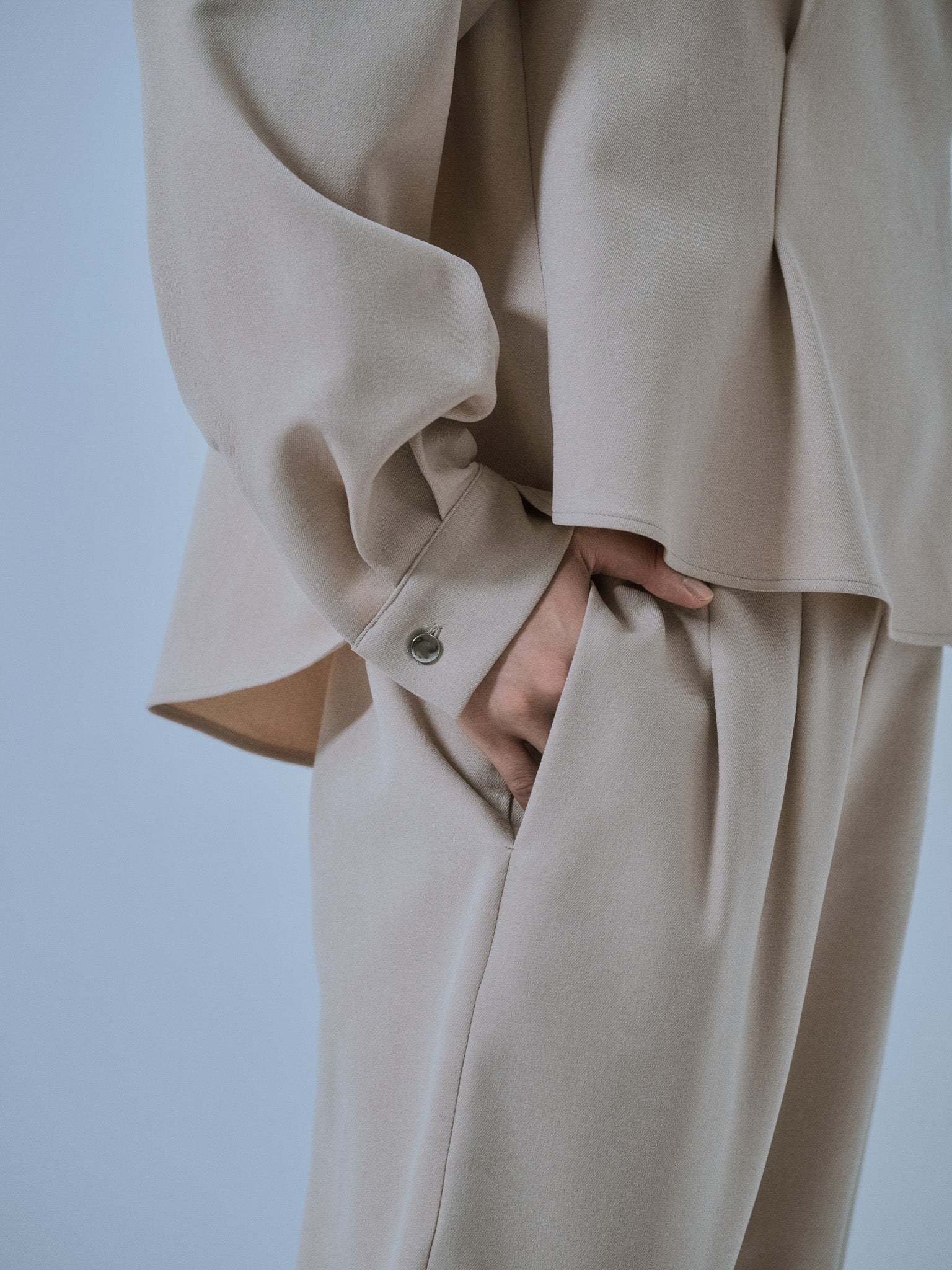 【SALE】ウエストタックウールライクツイルトップス [608327] light beige