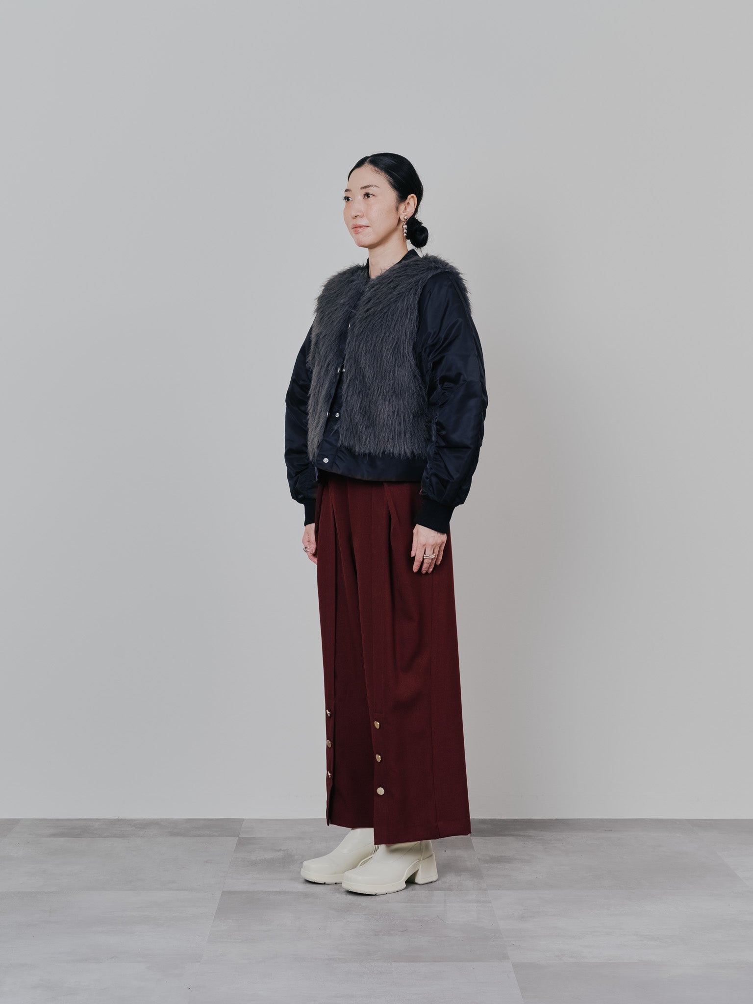 【-PRE SALE- 12/15 18:00まで!!】ダブル衿配色ファーベストレイヤードライク中綿ジャケット [605546] black