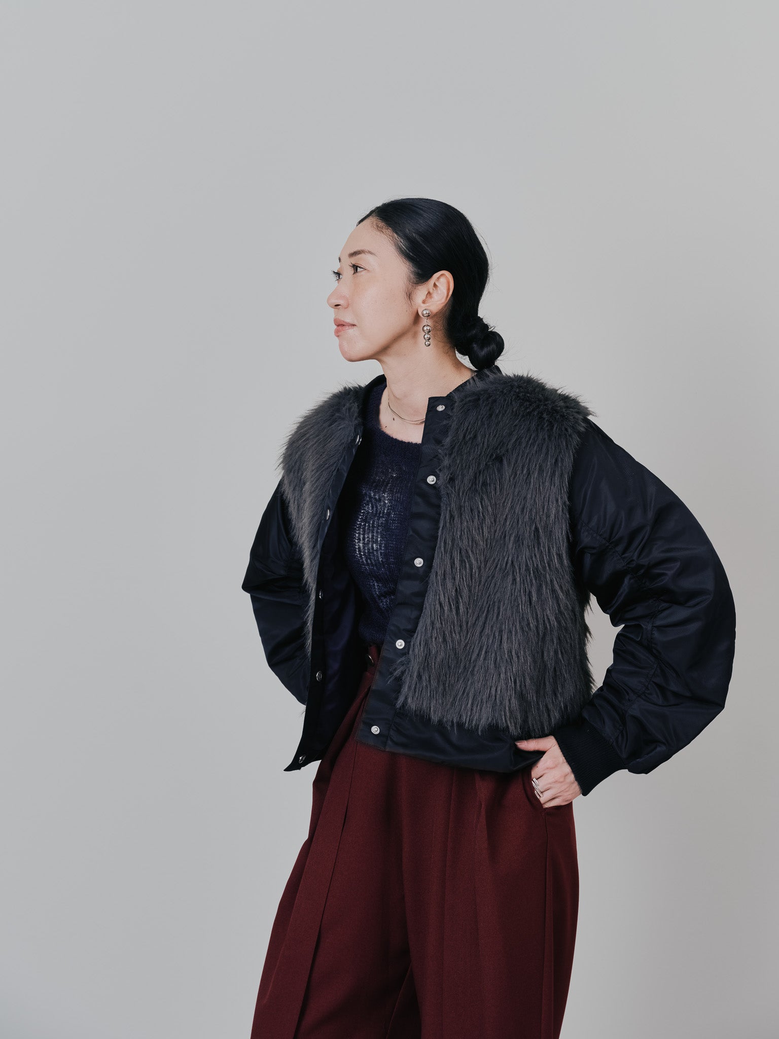 【-PRE SALE- 12/15 18:00まで!!】ダブル衿配色ファーベストレイヤードライク中綿ジャケット [605546] black