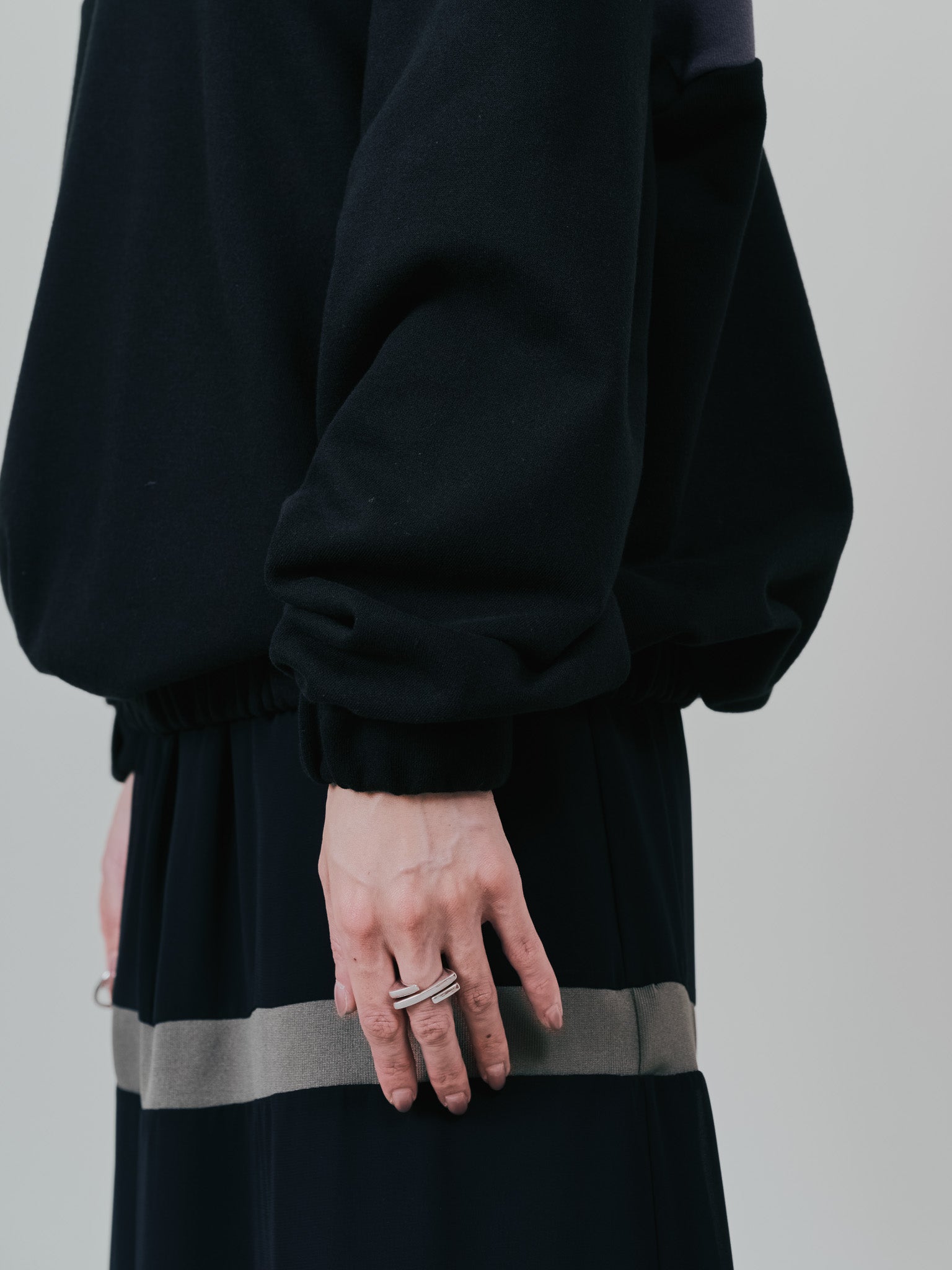 配色スウェットギャザートップス [601449] black