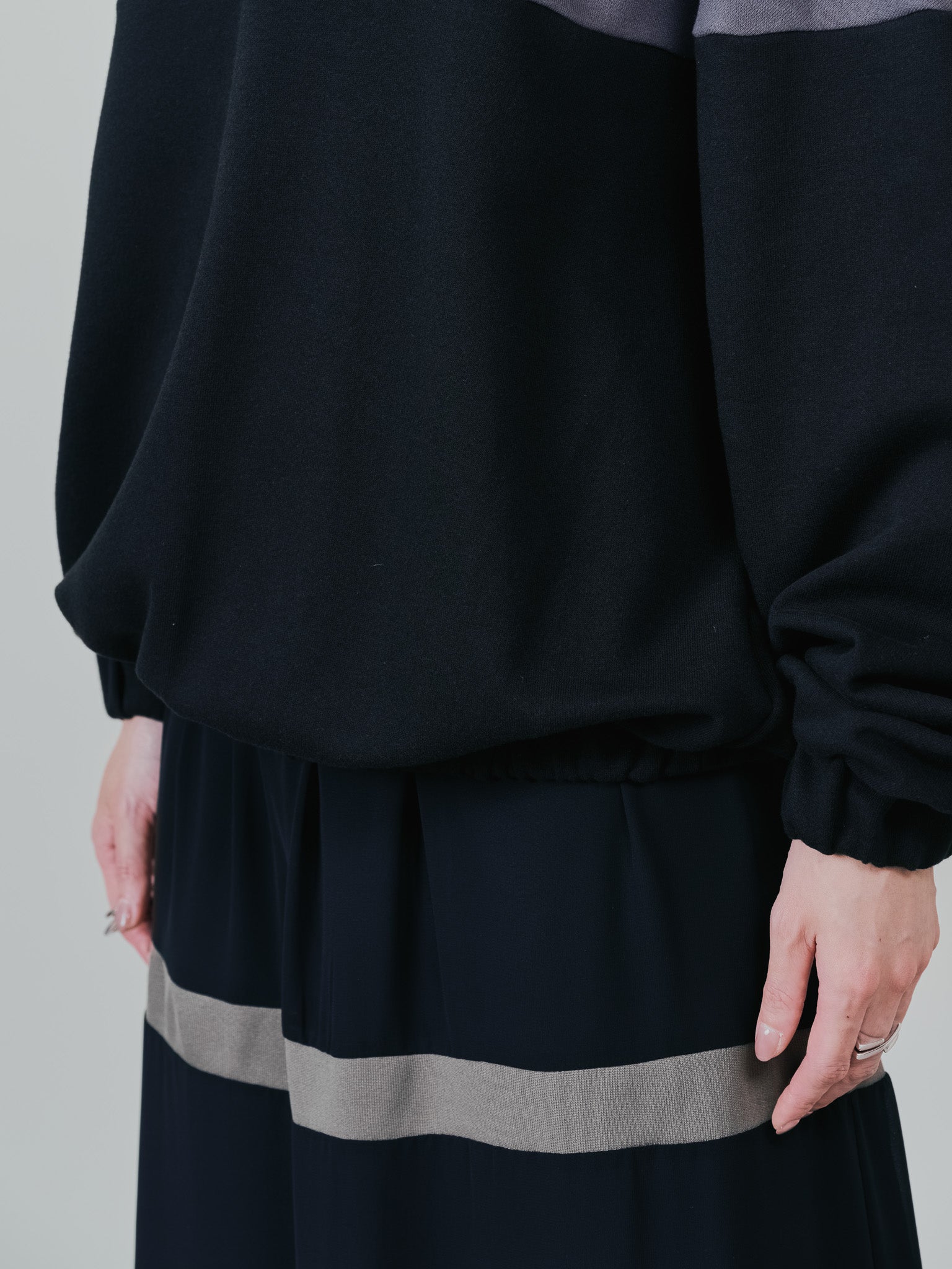 配色スウェットギャザートップス [601449] black