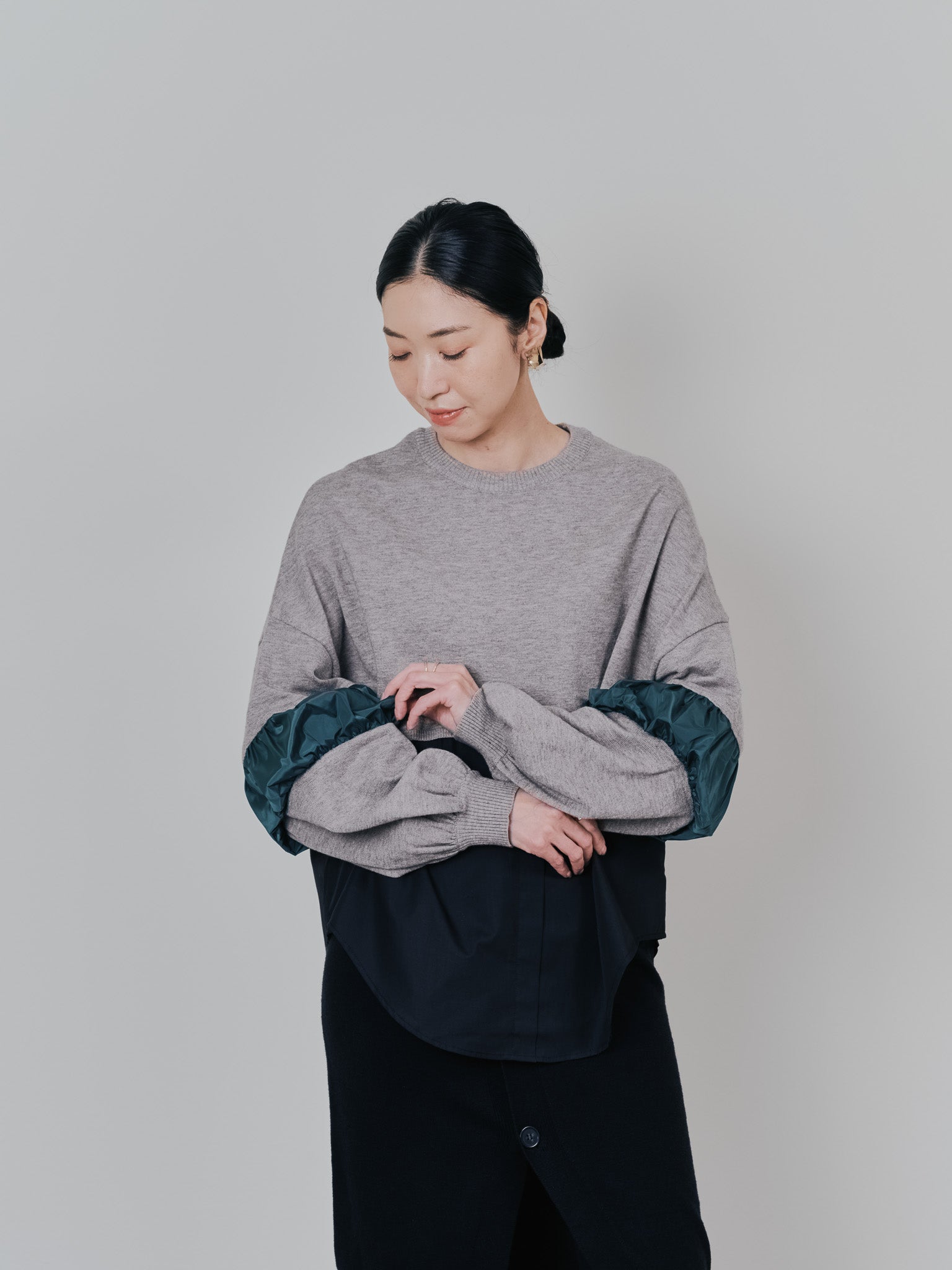 配色シャツレイヤードライクニットトップス [605535] mocha beige