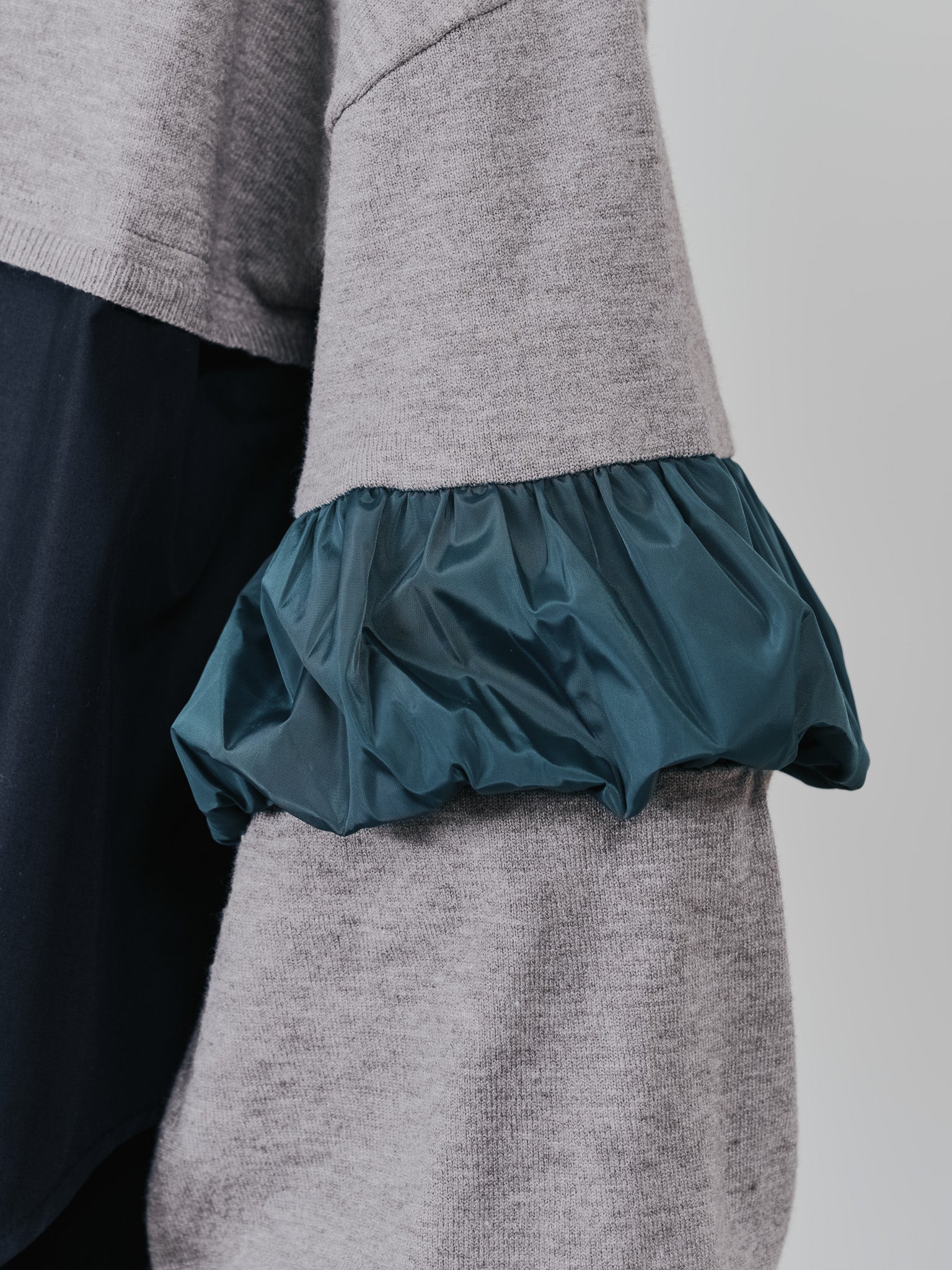 配色シャツレイヤードライクニットトップス [605535] mocha beige