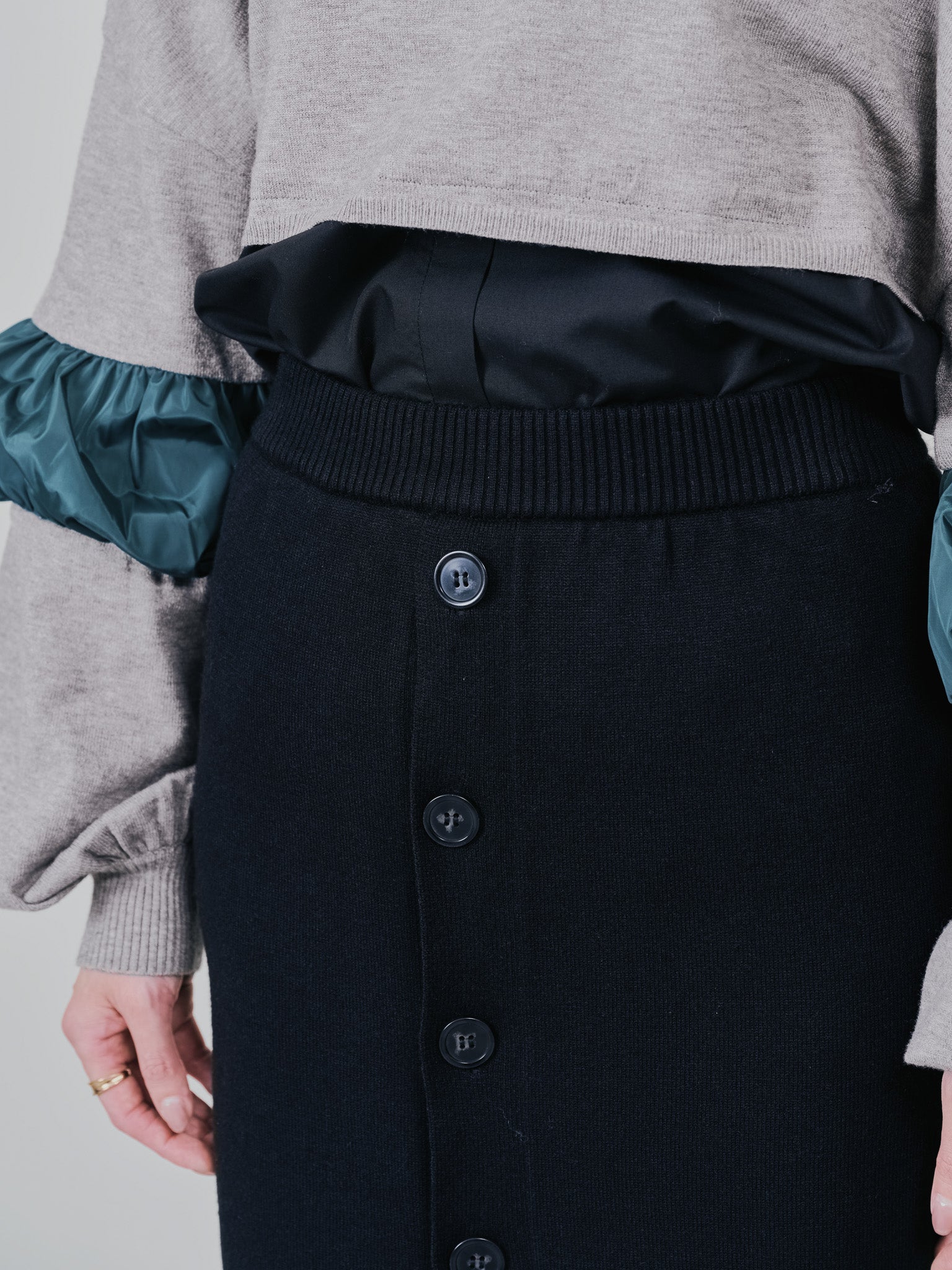 スカートレイヤードニットパンツ [601415] black