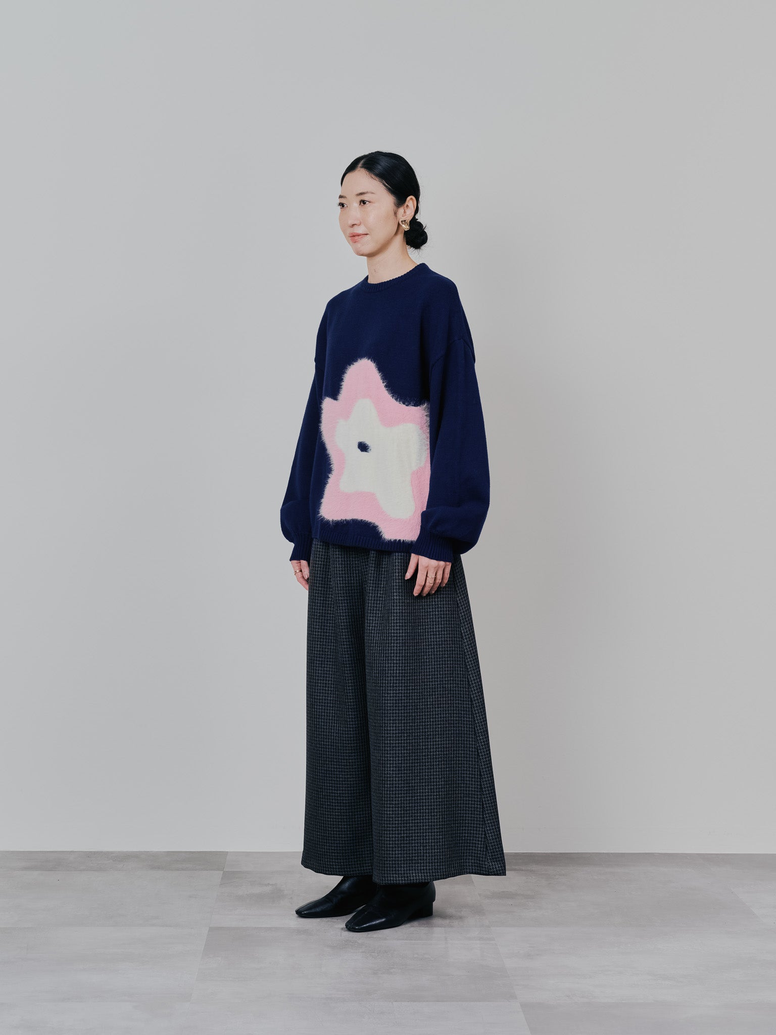 フラワーモチーフニットトップス [601408] navy