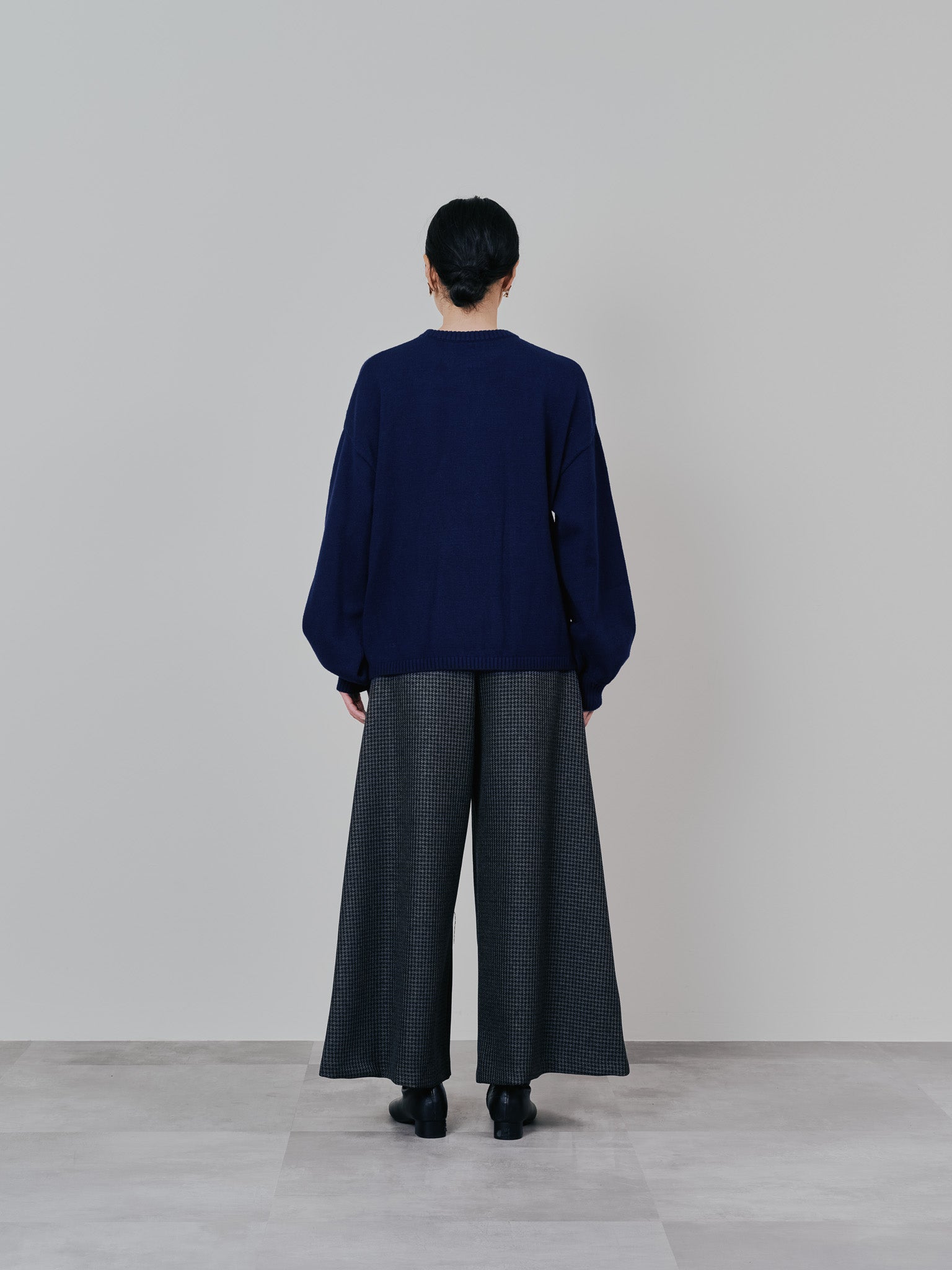 柄タックビックワイドパンツ [608320] charcoal