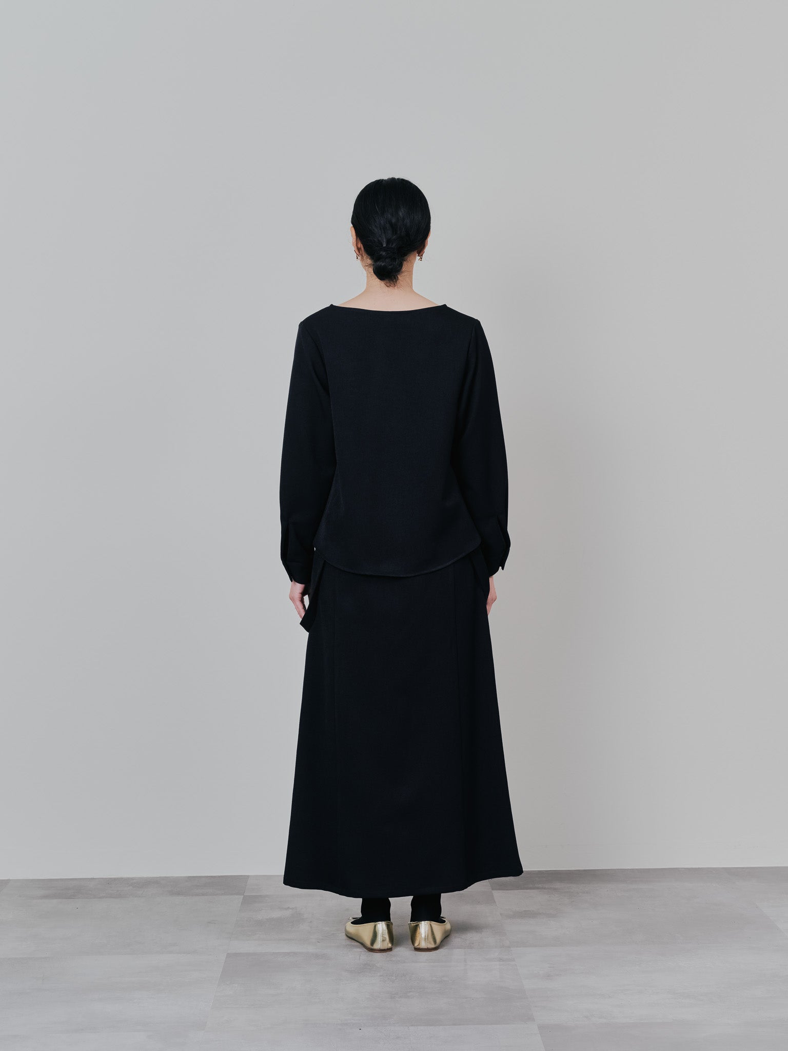 サスペンダー付ソフトAラインスカート [608328] black