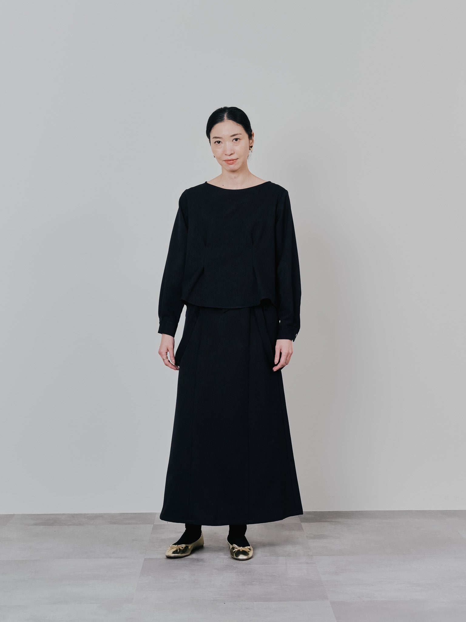 ウエストタックウールライクツイルトップス [608327] black