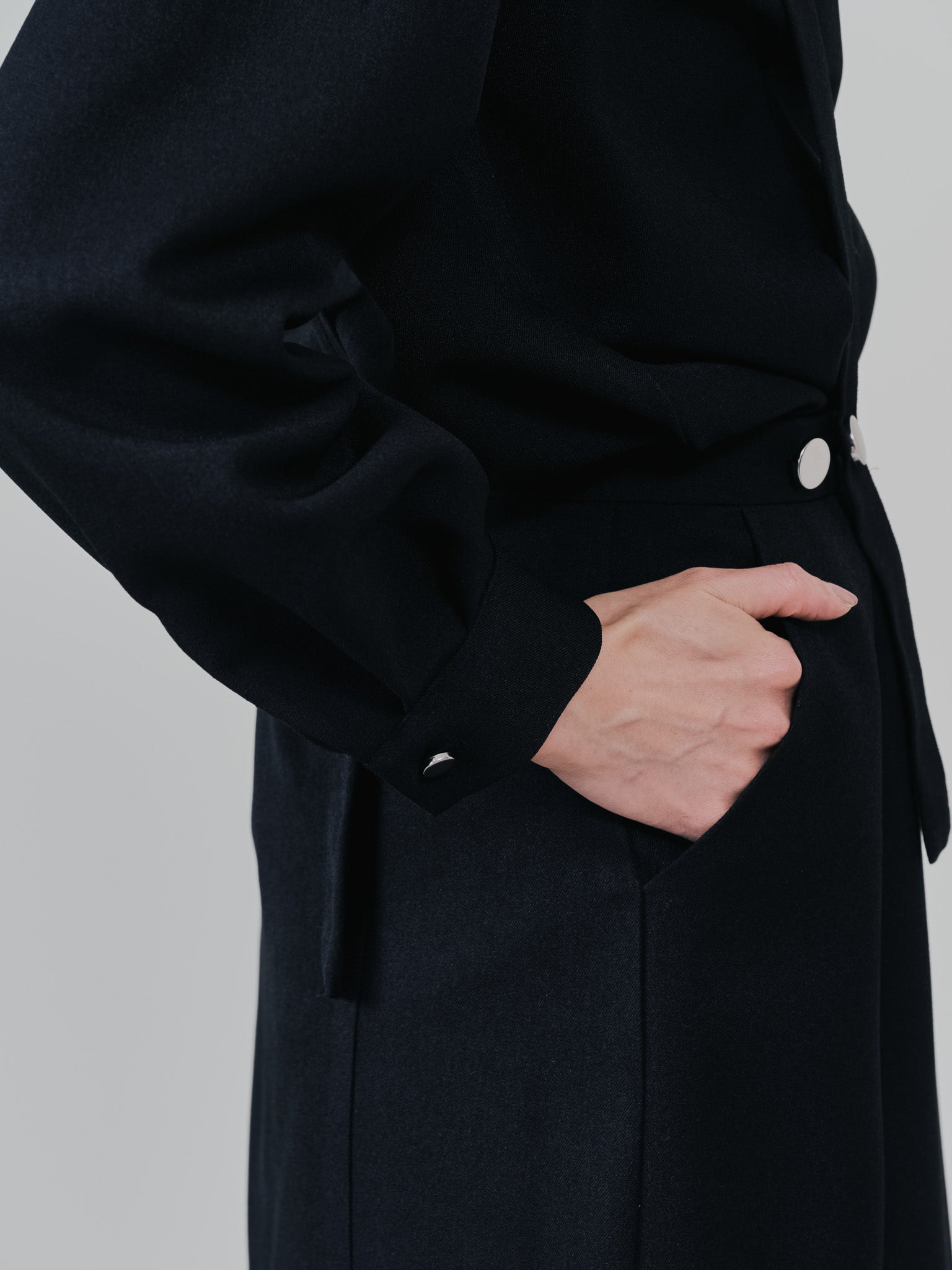 サスペンダー付ソフトAラインスカート [608328] black