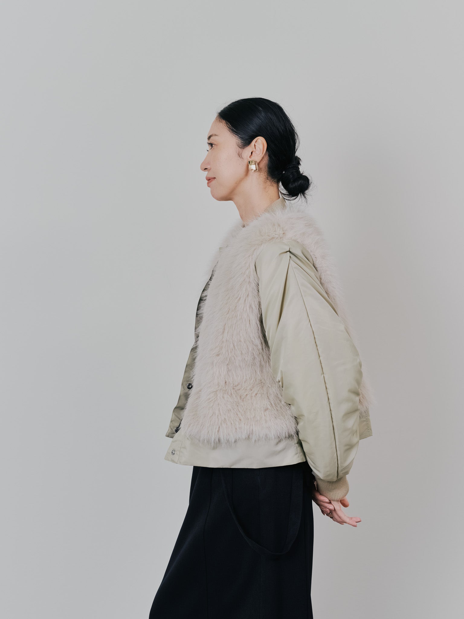 【-PRE SALE- 12/15 18:00まで!!】ダブル衿配色ファーベストレイヤードライク中綿ジャケット [605546] beige