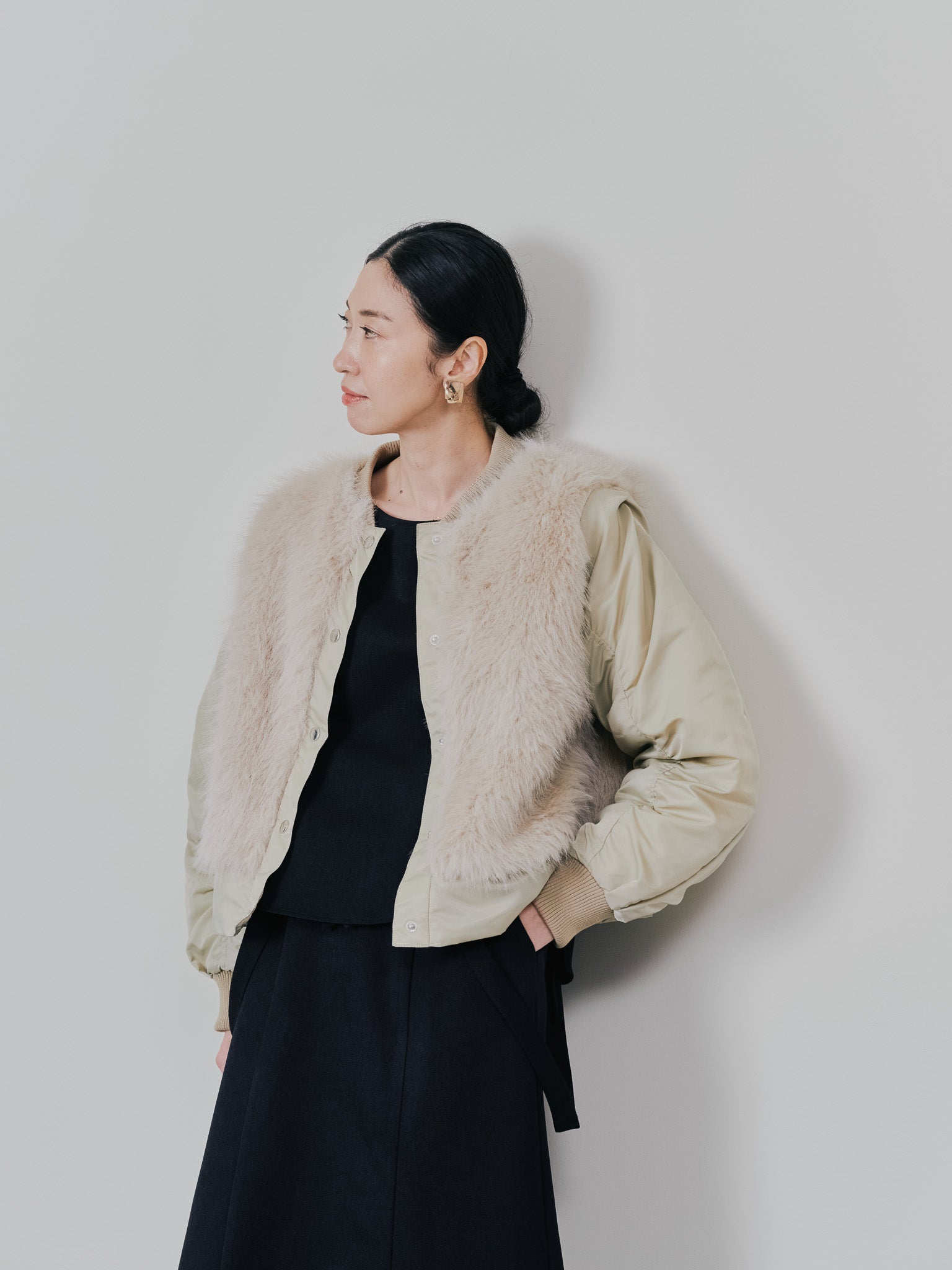 【-PRE SALE- 12/15 18:00まで!!】ダブル衿配色ファーベストレイヤードライク中綿ジャケット [605546] beige