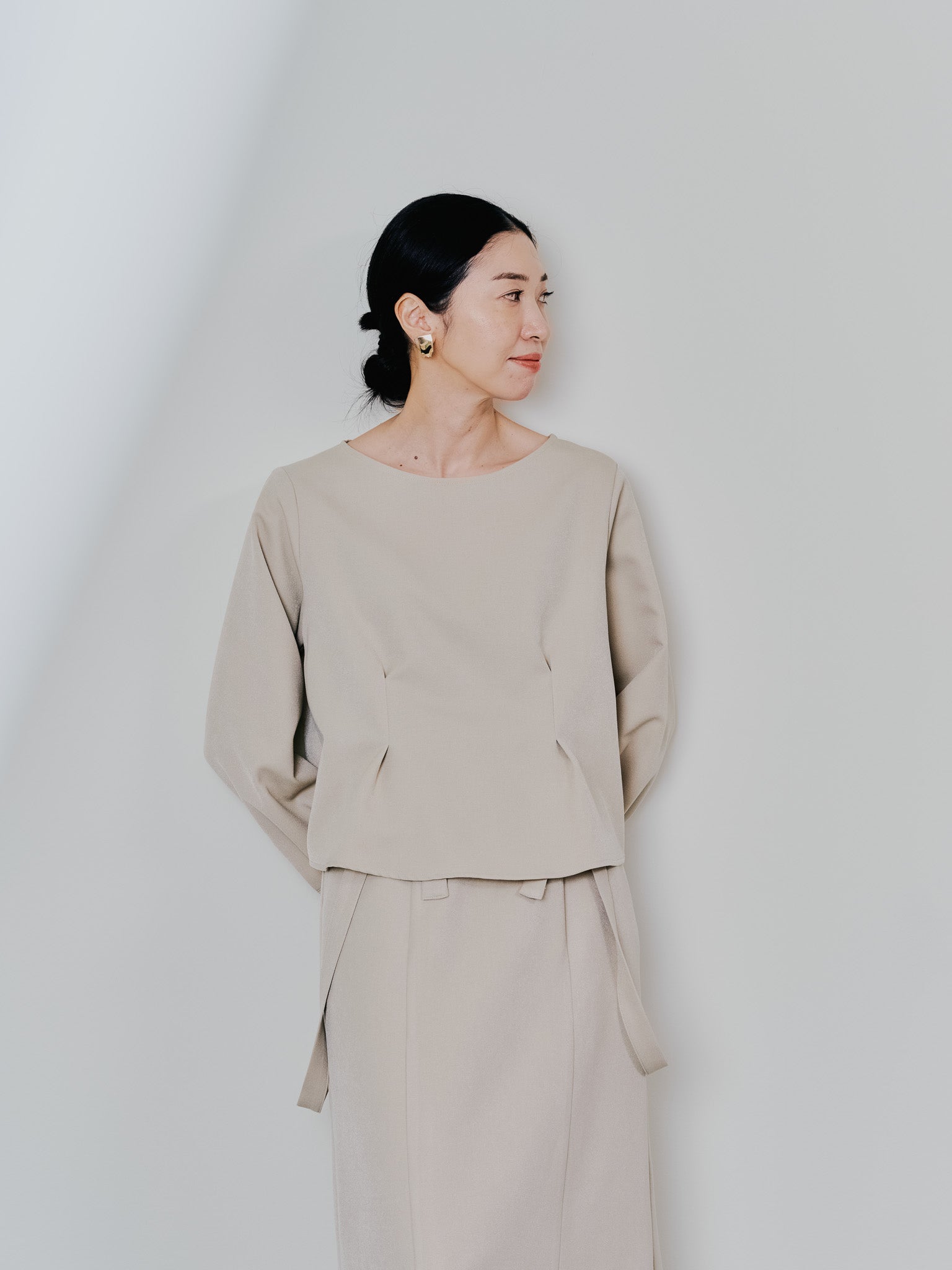 ウエストタックウールライクツイルトップス [608327] light beige