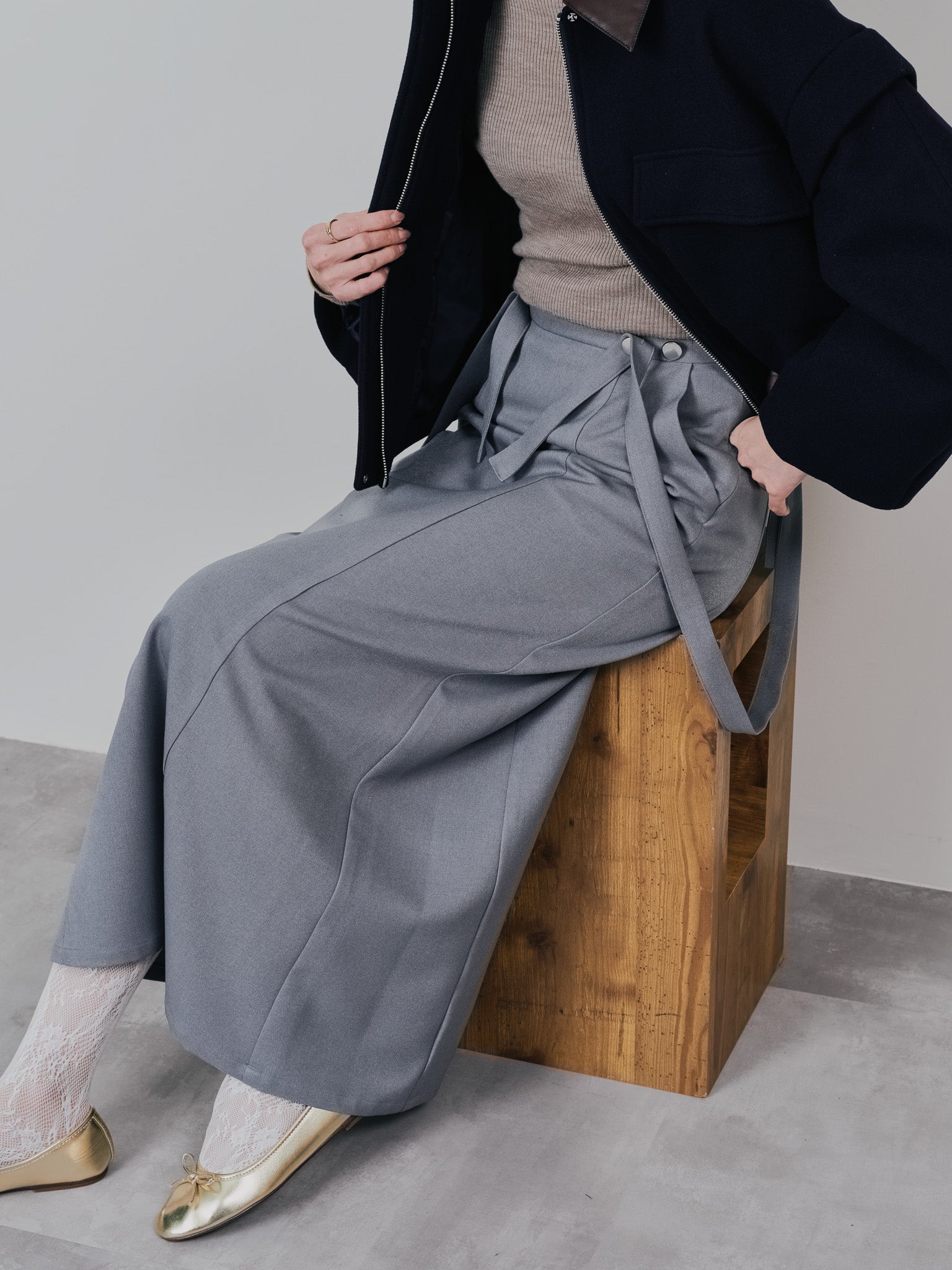 【SALE】サスペンダー付ソフトAラインスカート [608328] grey