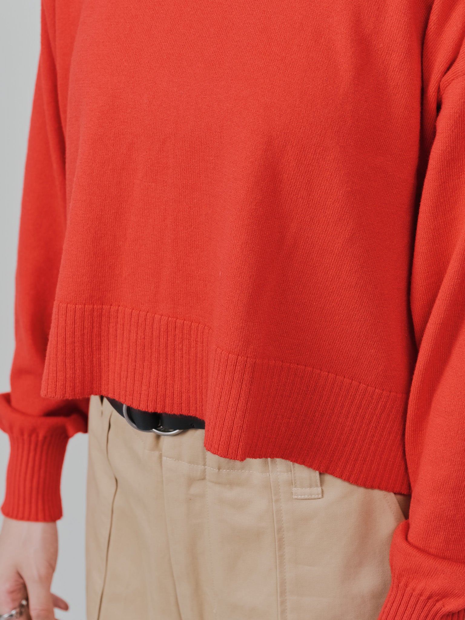 【-PRE SALE- 12/15 18:00まで!!】バックスリットカシミアニットトップス [605550] red