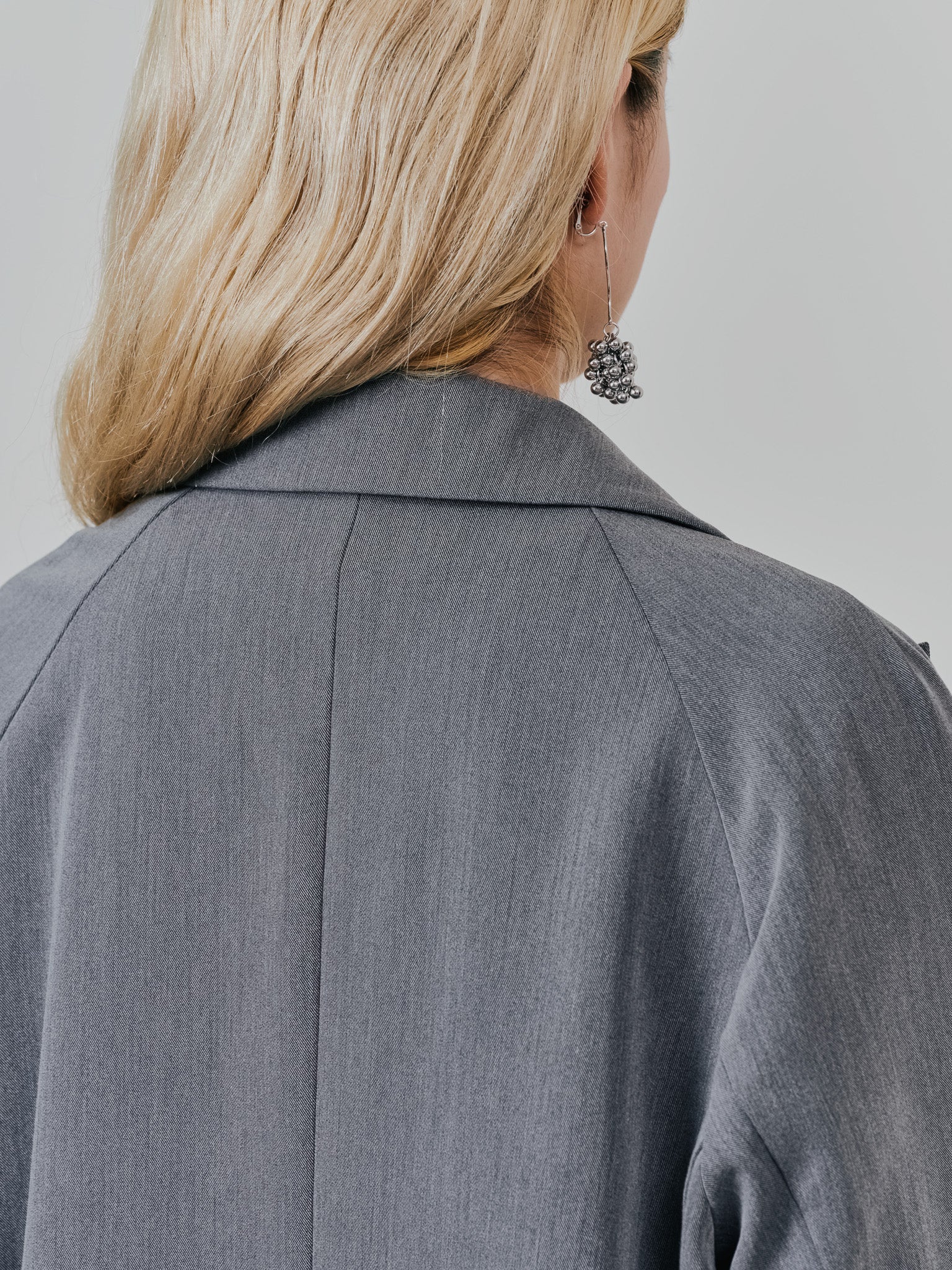 【-PRE SALE- 12/15 18:00まで!!】配色ストライプポイントアシメヘムジャケット [605544] charcoal