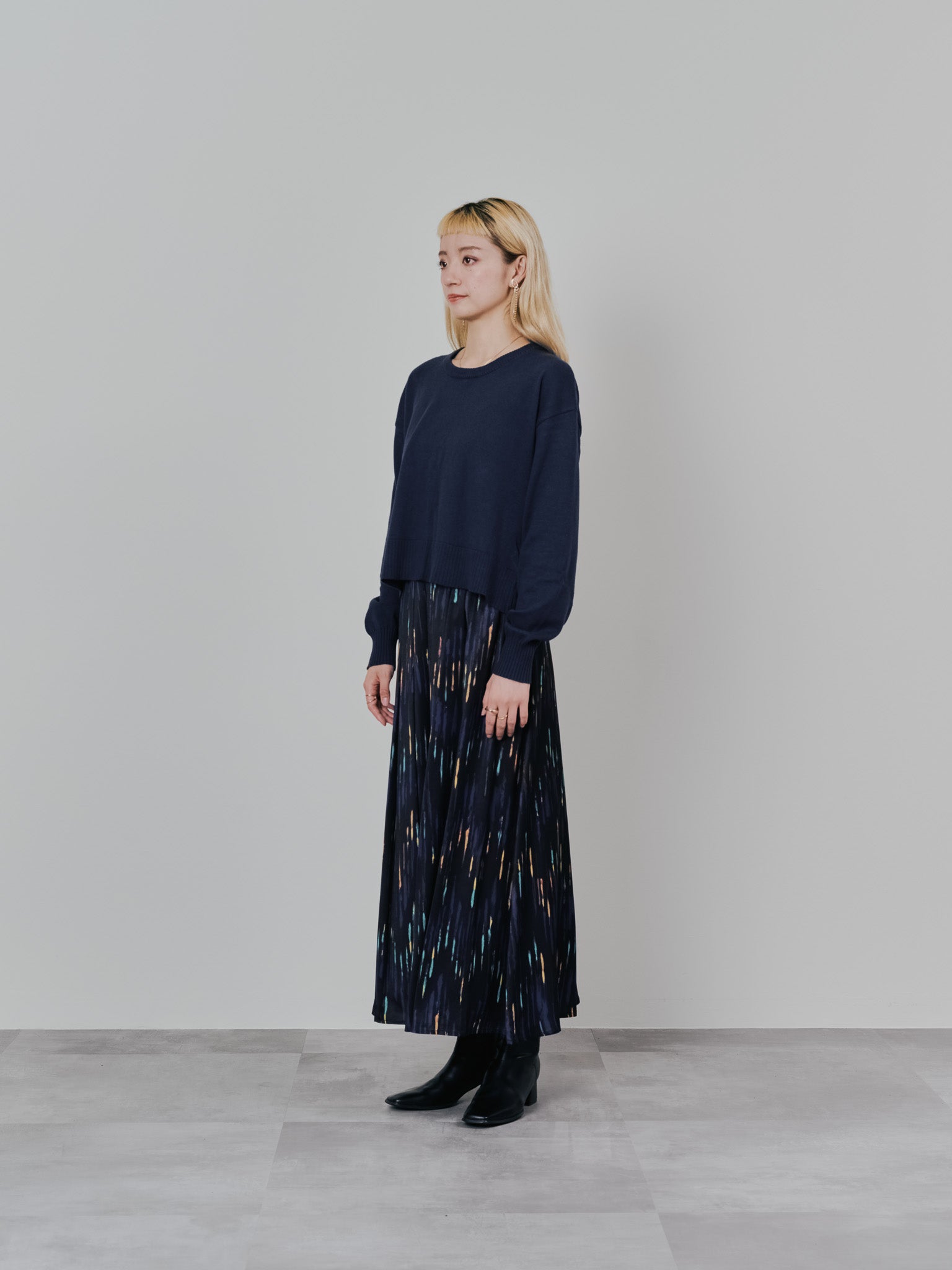 【-PRE SALE- 12/15 18:00まで!!】バックスリットカシミアニットトップス [605550] navy