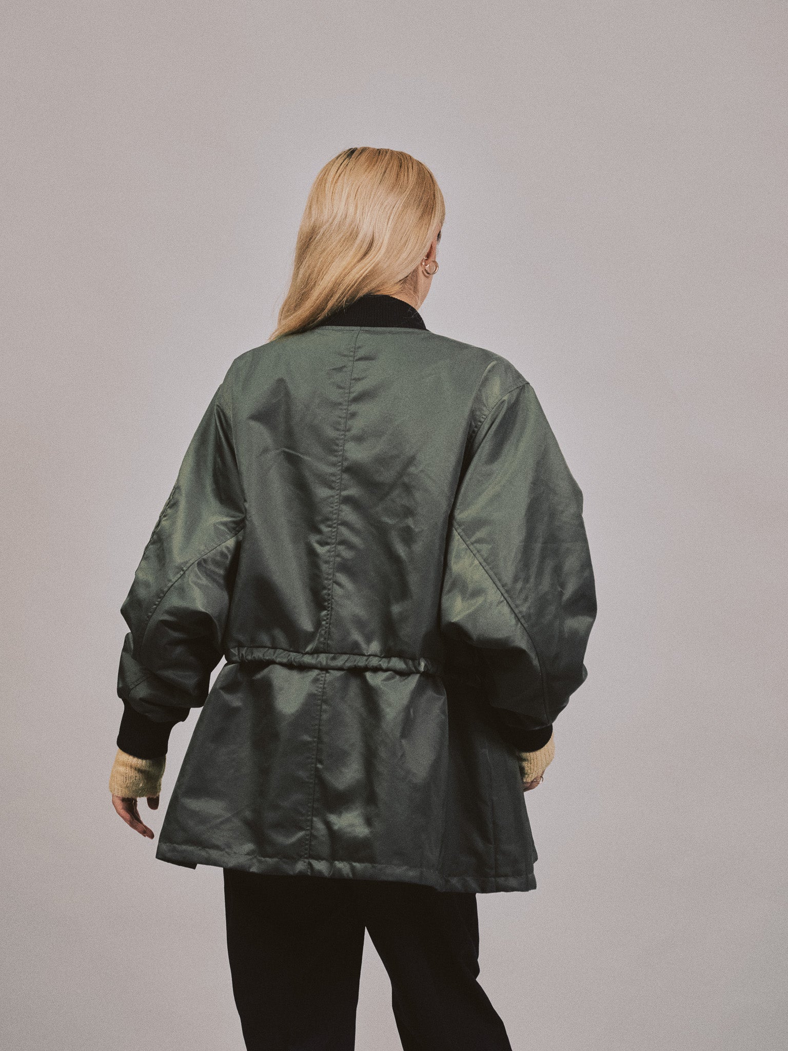 中綿ドルマンＭＡ-1 ブルゾン [601457] khaki