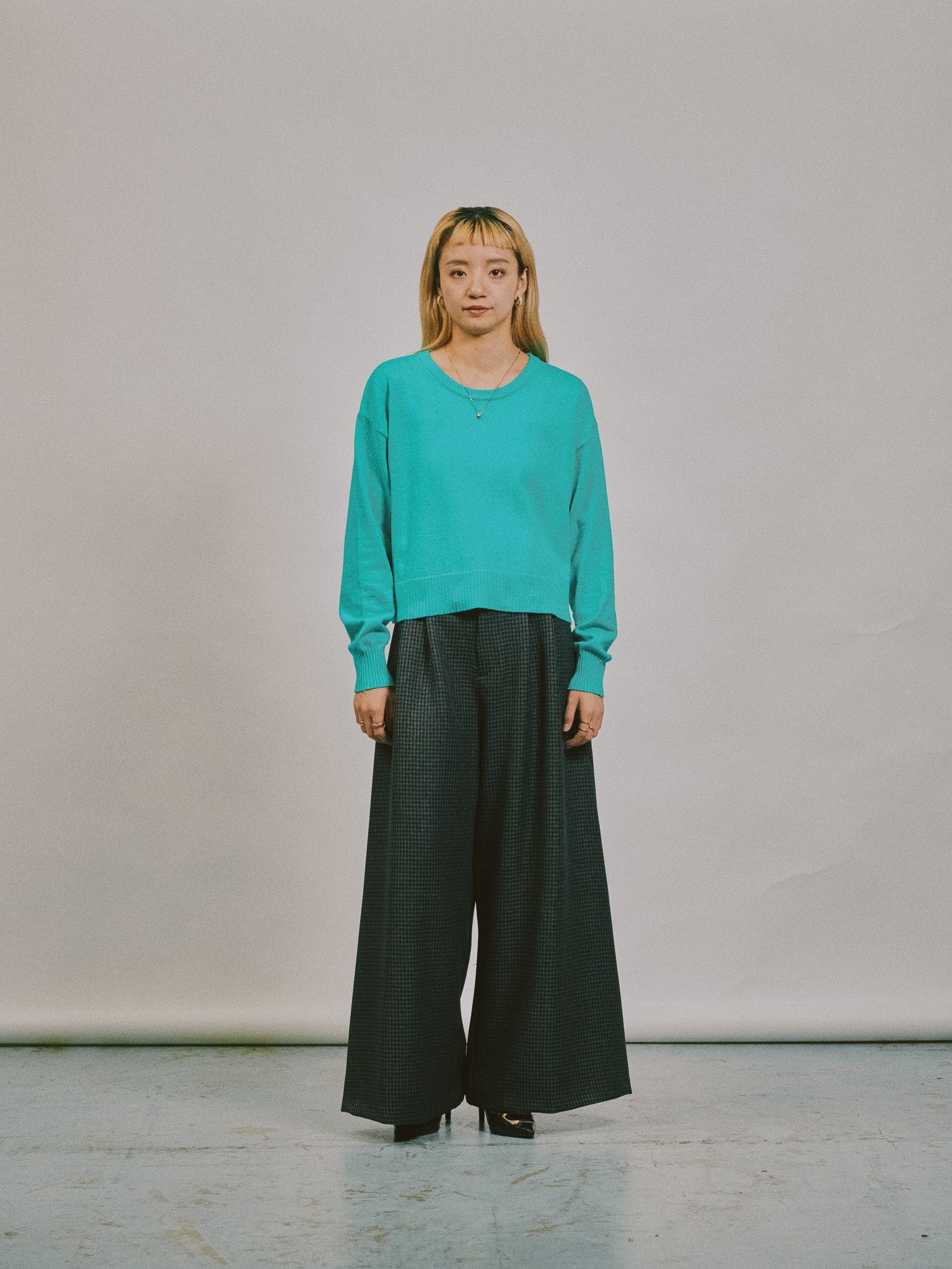 【SALE】バックスリットカシミアニットトップス [605550] green