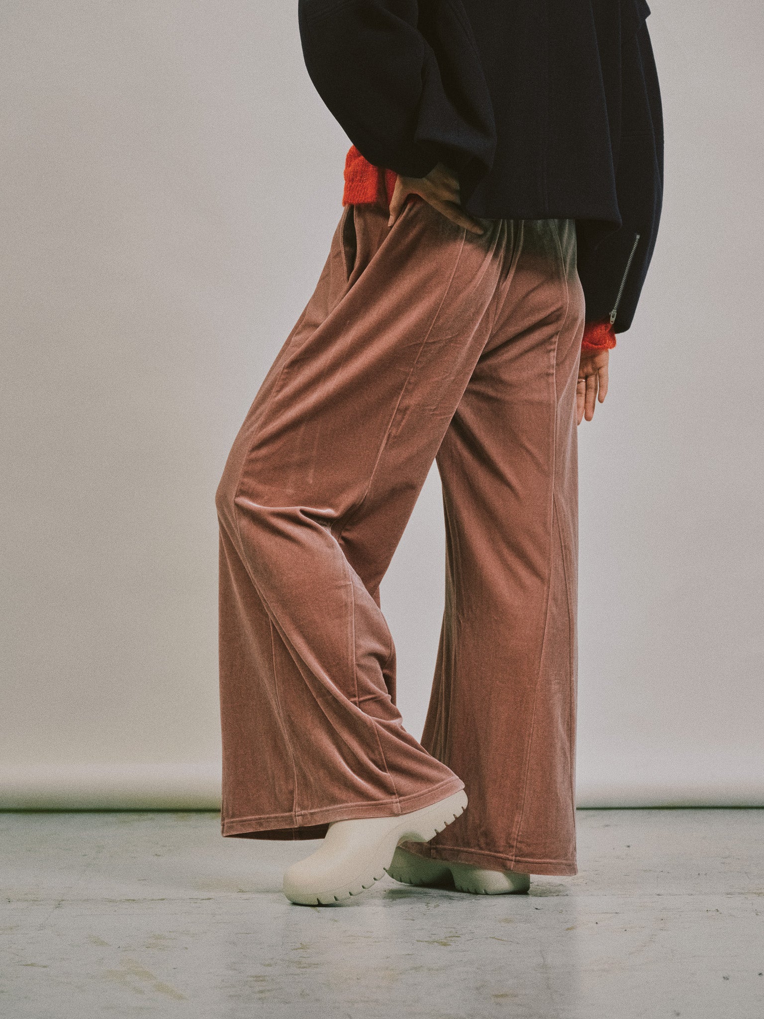 【-PRE SALE- 12/15 18:00まで!!】ベロアフレアパンツ [601414] pink