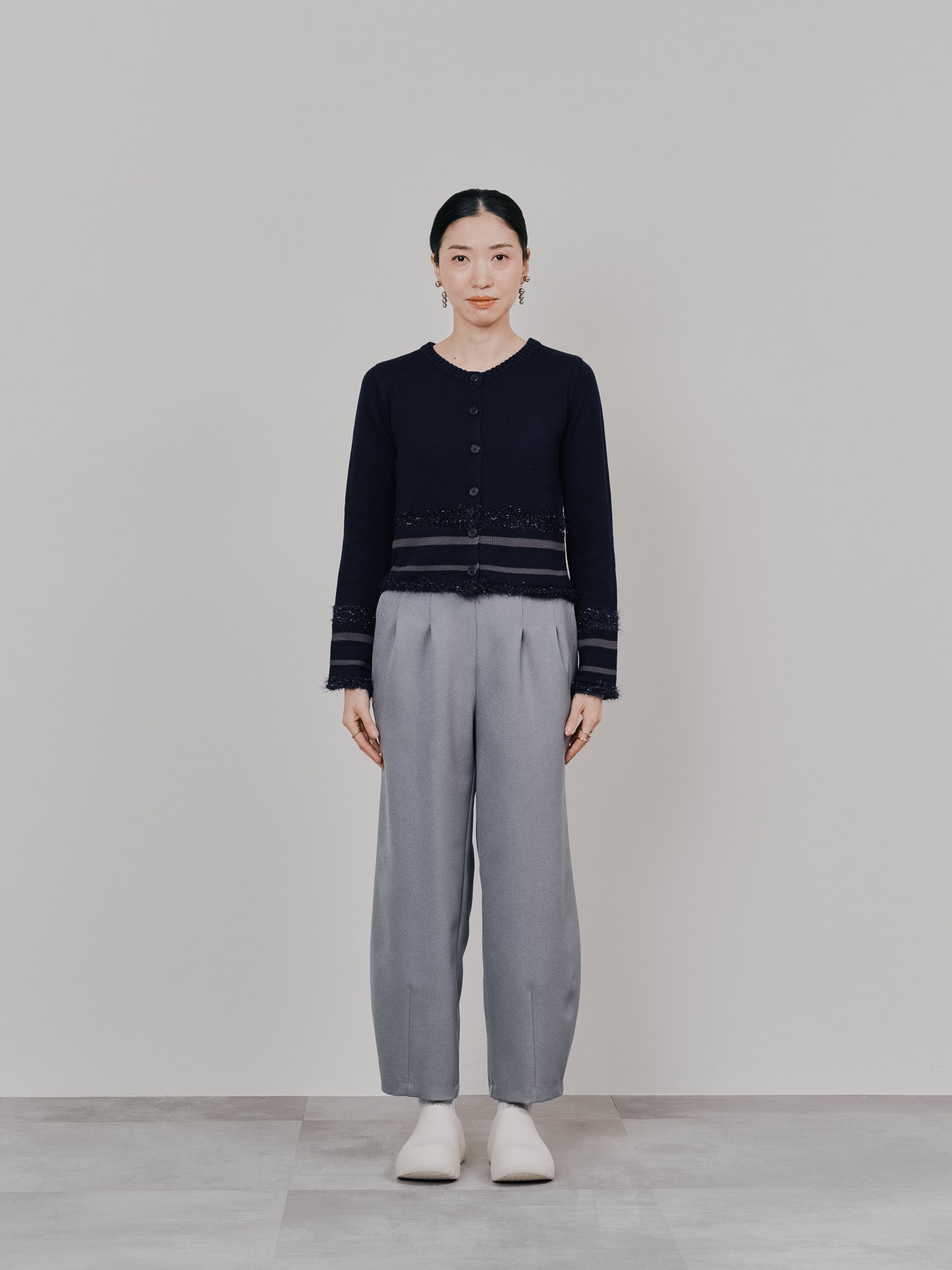 【SALE】ヘムダーツカーブフォルムパンツ [608329] grey