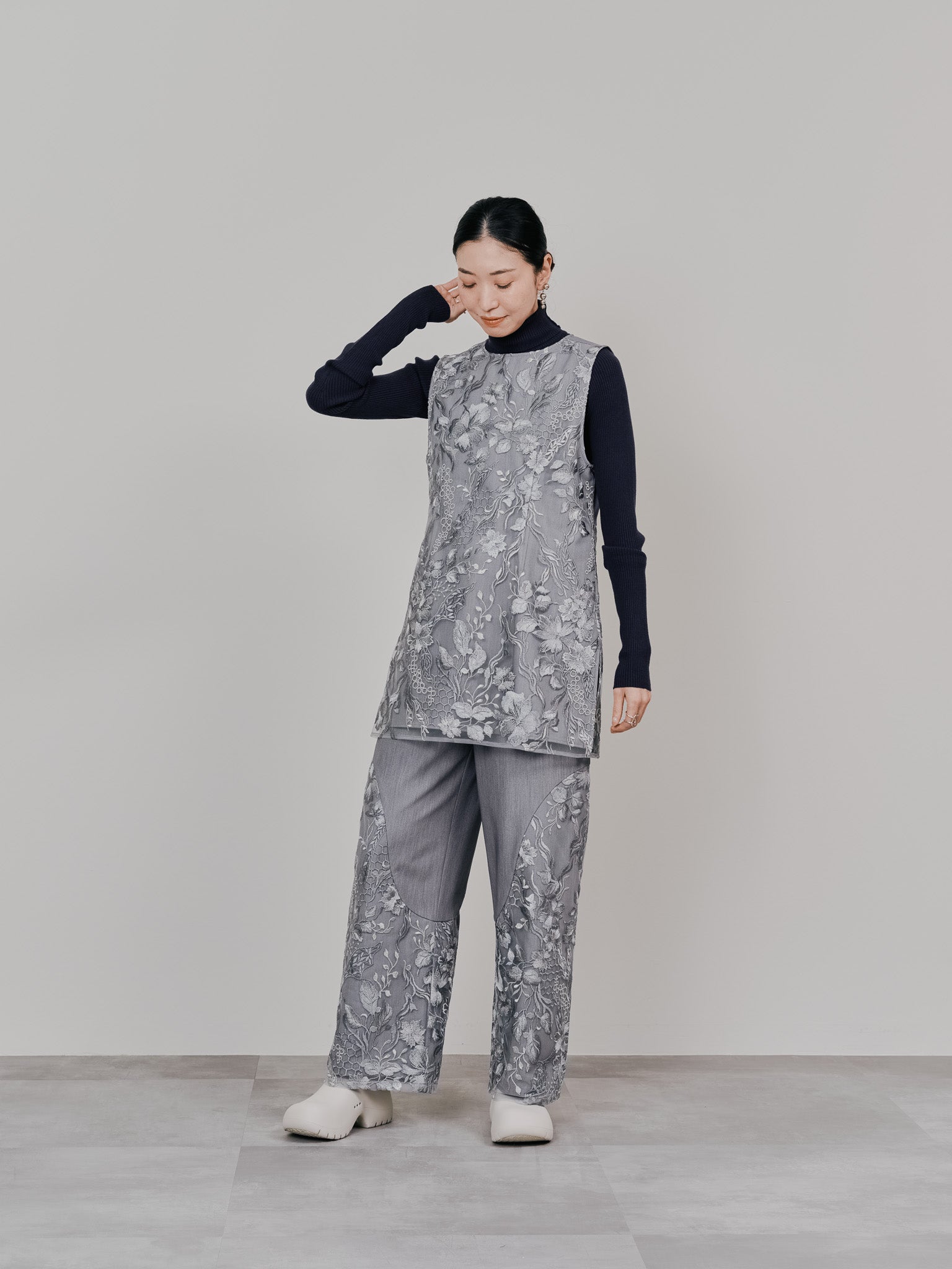 【-PRE SALE- 12/15 18:00まで!!】カーブポイントレースパンツ [605559] light grey