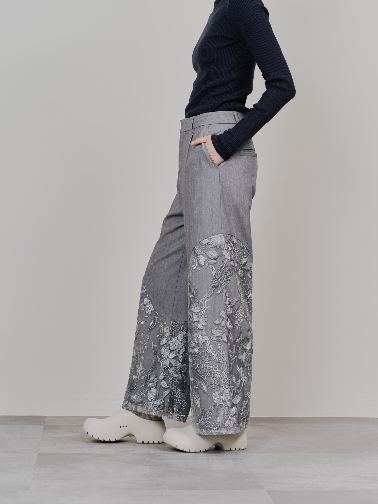 【-PRE SALE- 12/15 18:00まで!!】カーブポイントレースパンツ [605559] light grey