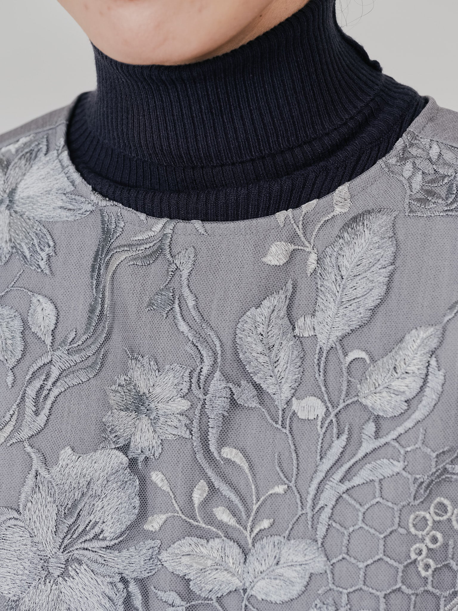 【-PRE SALE- 12/15 18:00まで!!】ベルト付レーストップス [605558] light grey