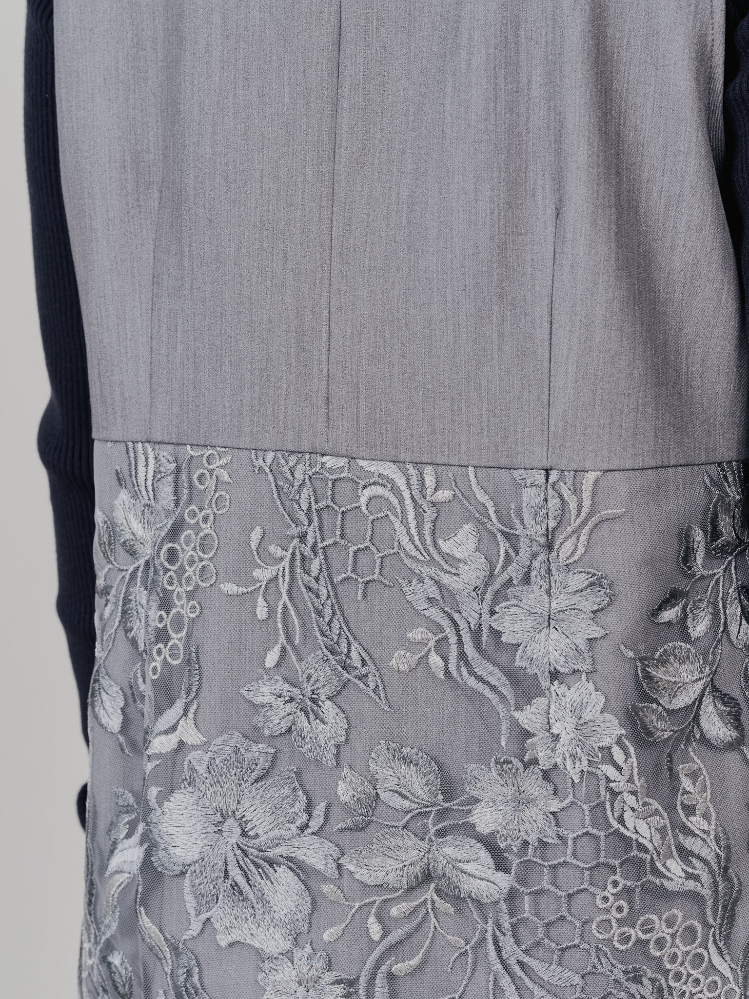 【-PRE SALE- 12/15 18:00まで!!】ベルト付レーストップス [605558] light grey