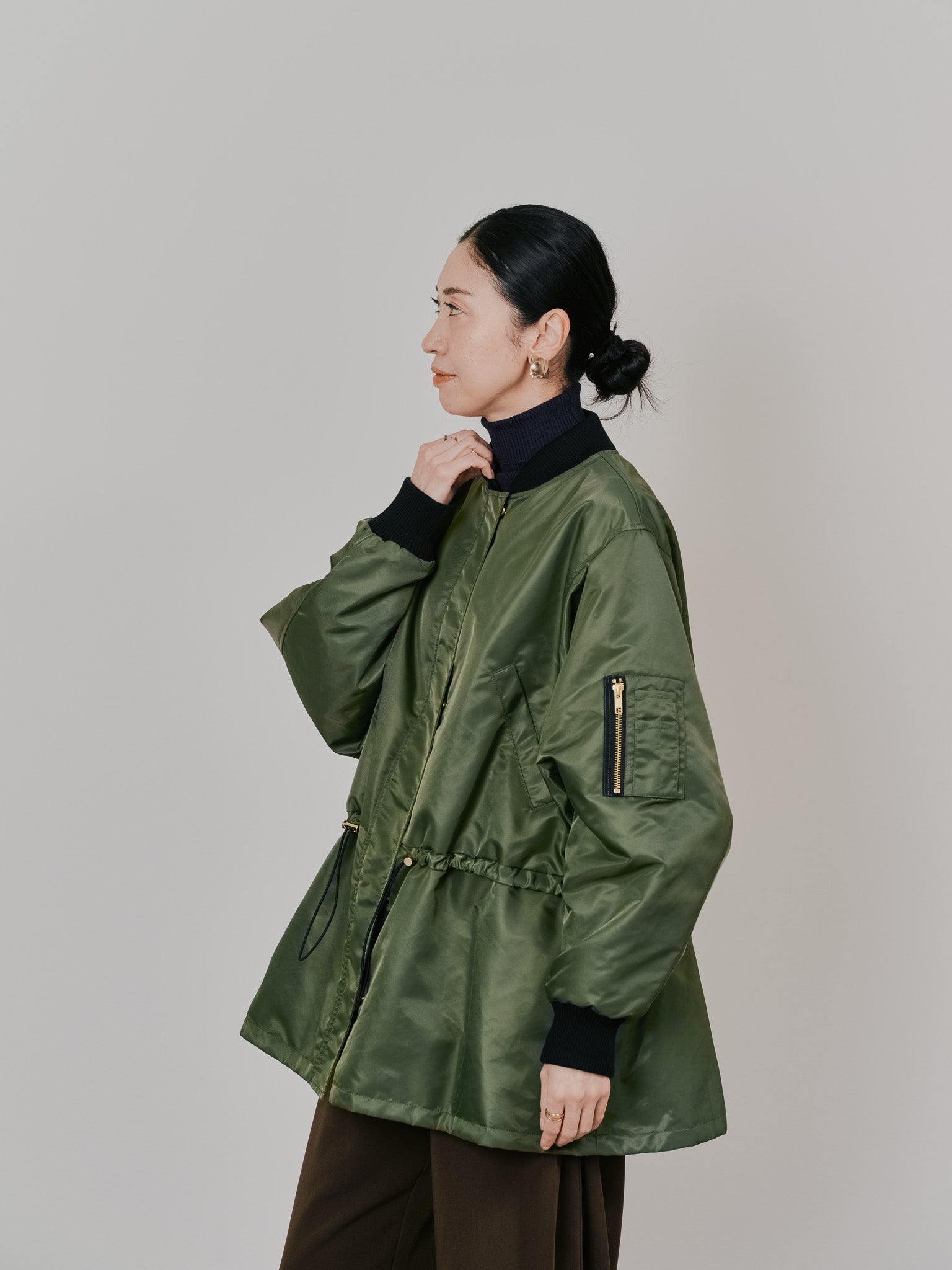 中綿ドルマンＭＡ-1 ブルゾン [601457] khaki