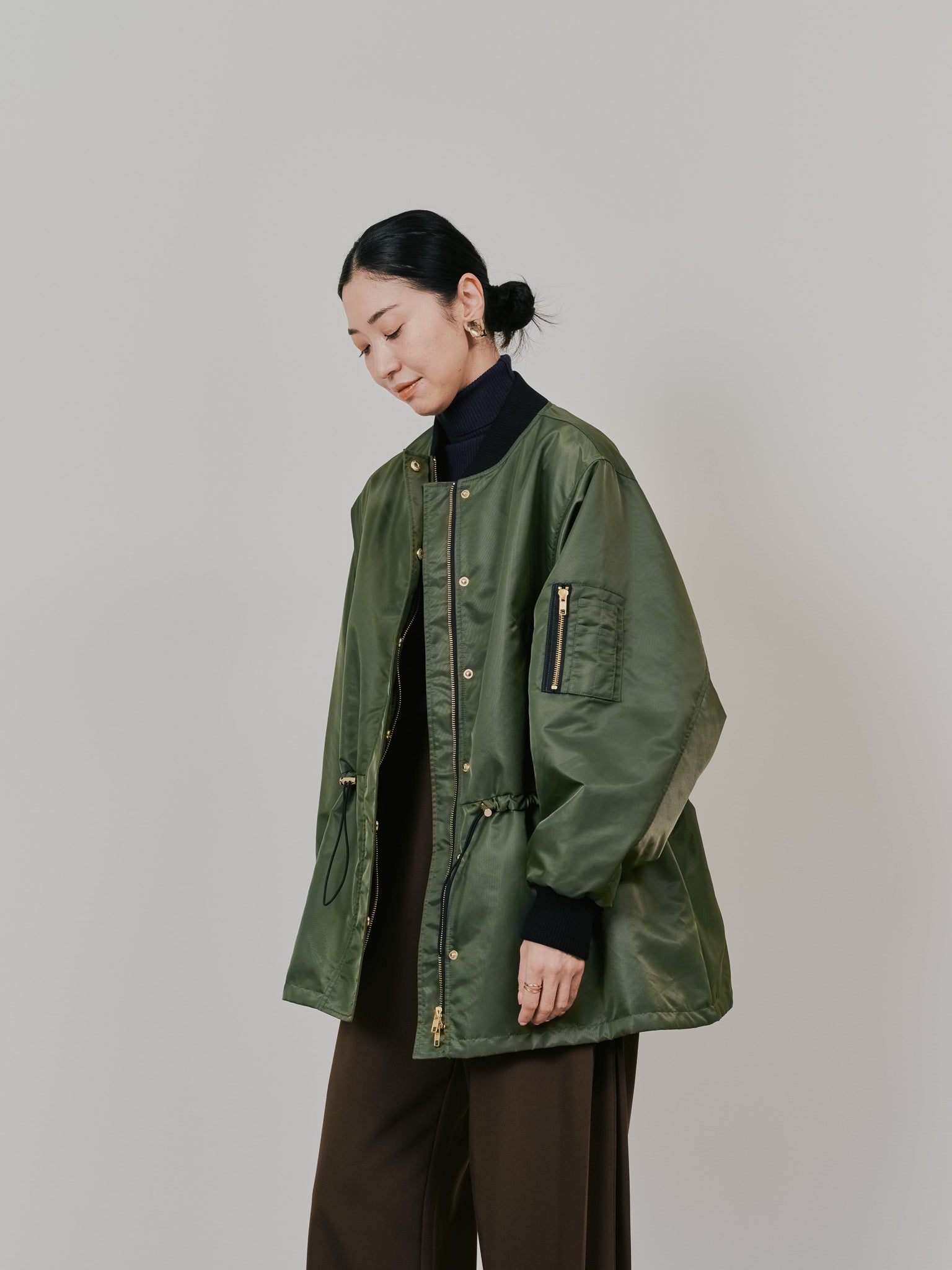 中綿ドルマンＭＡ-1 ブルゾン [601457] khaki