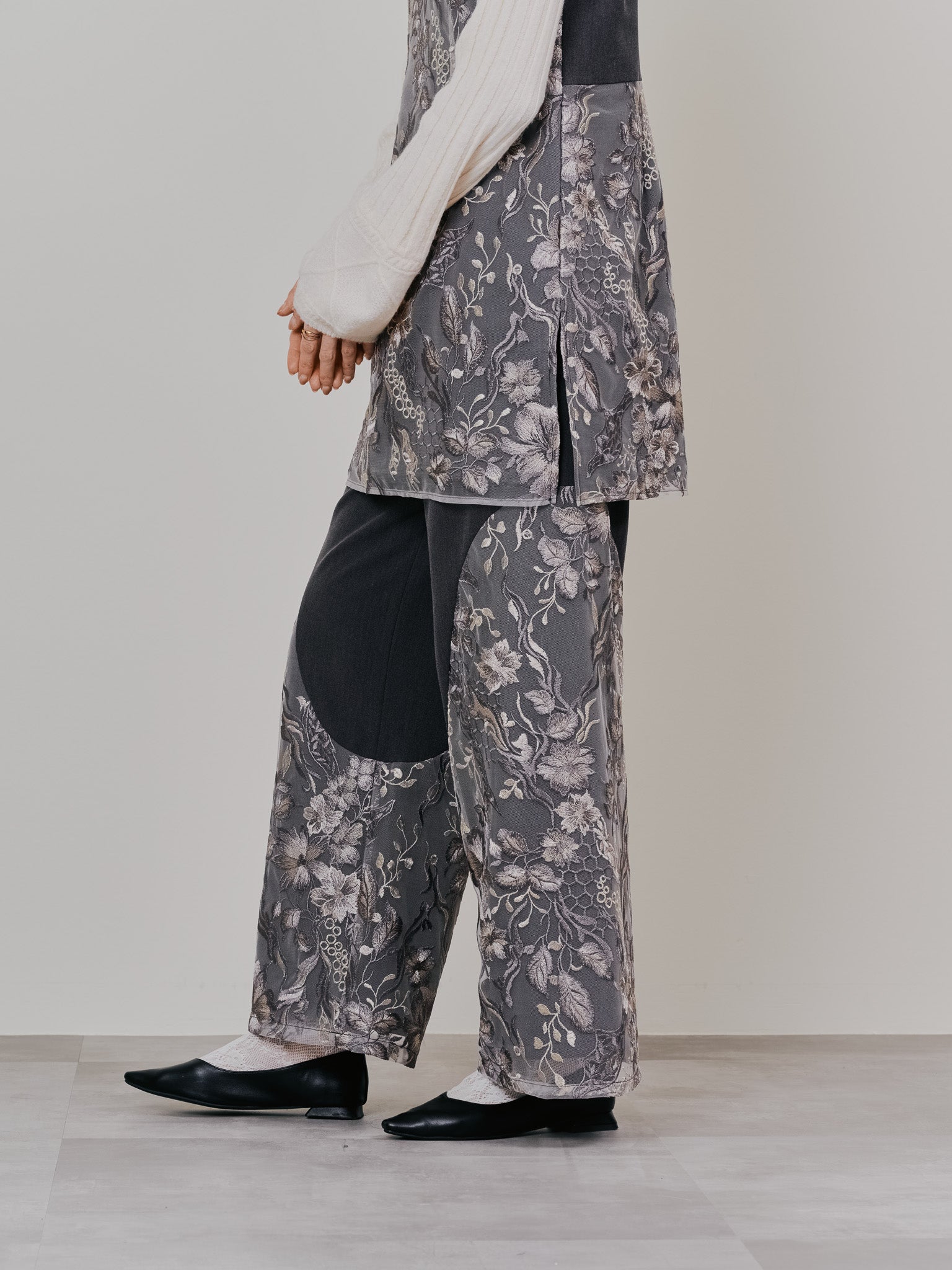 【-PRE SALE- 12/15 18:00まで!!】カーブポイントレースパンツ [605559] brown