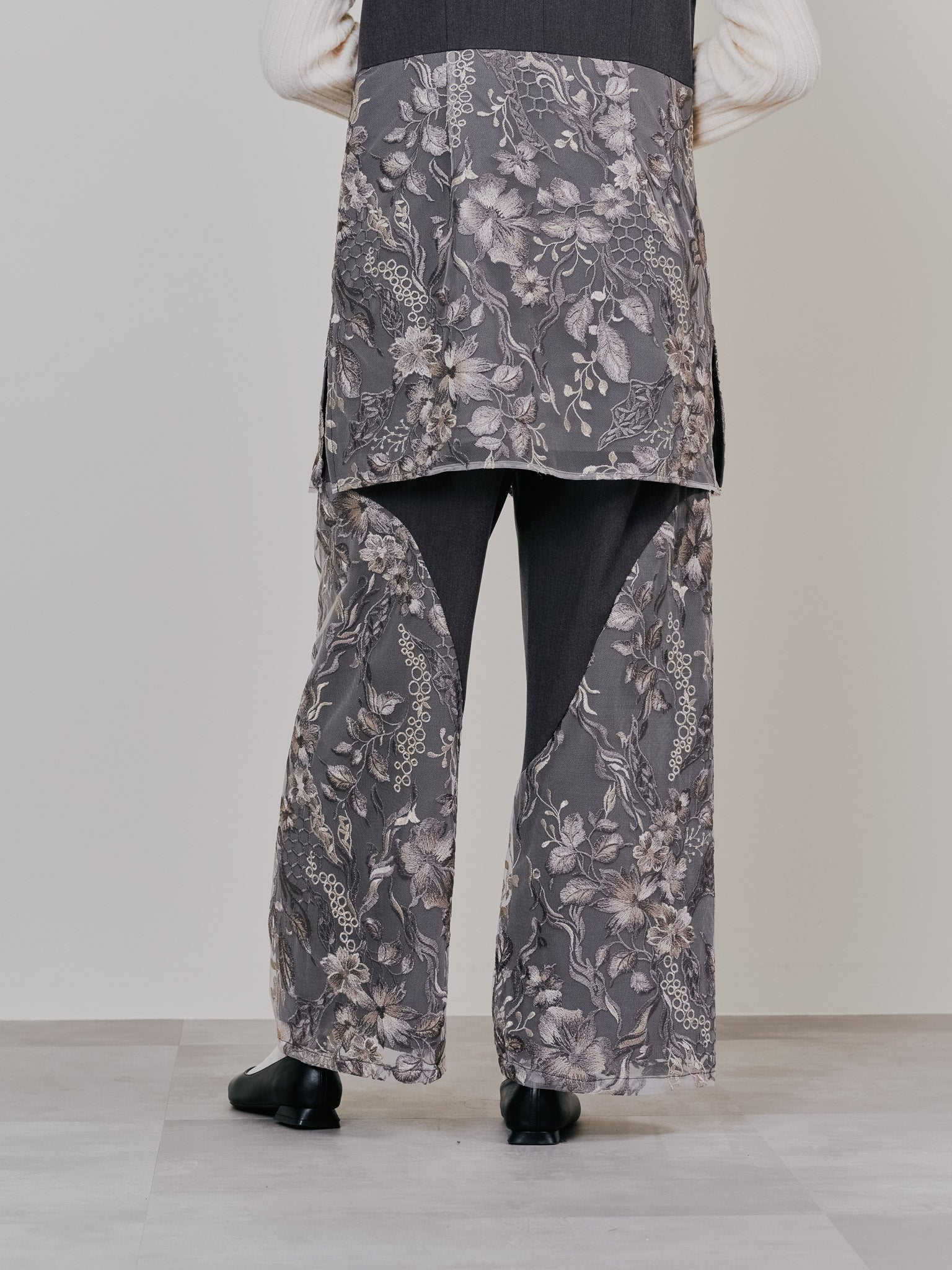 【-PRE SALE- 12/15 18:00まで!!】カーブポイントレースパンツ [605559] brown