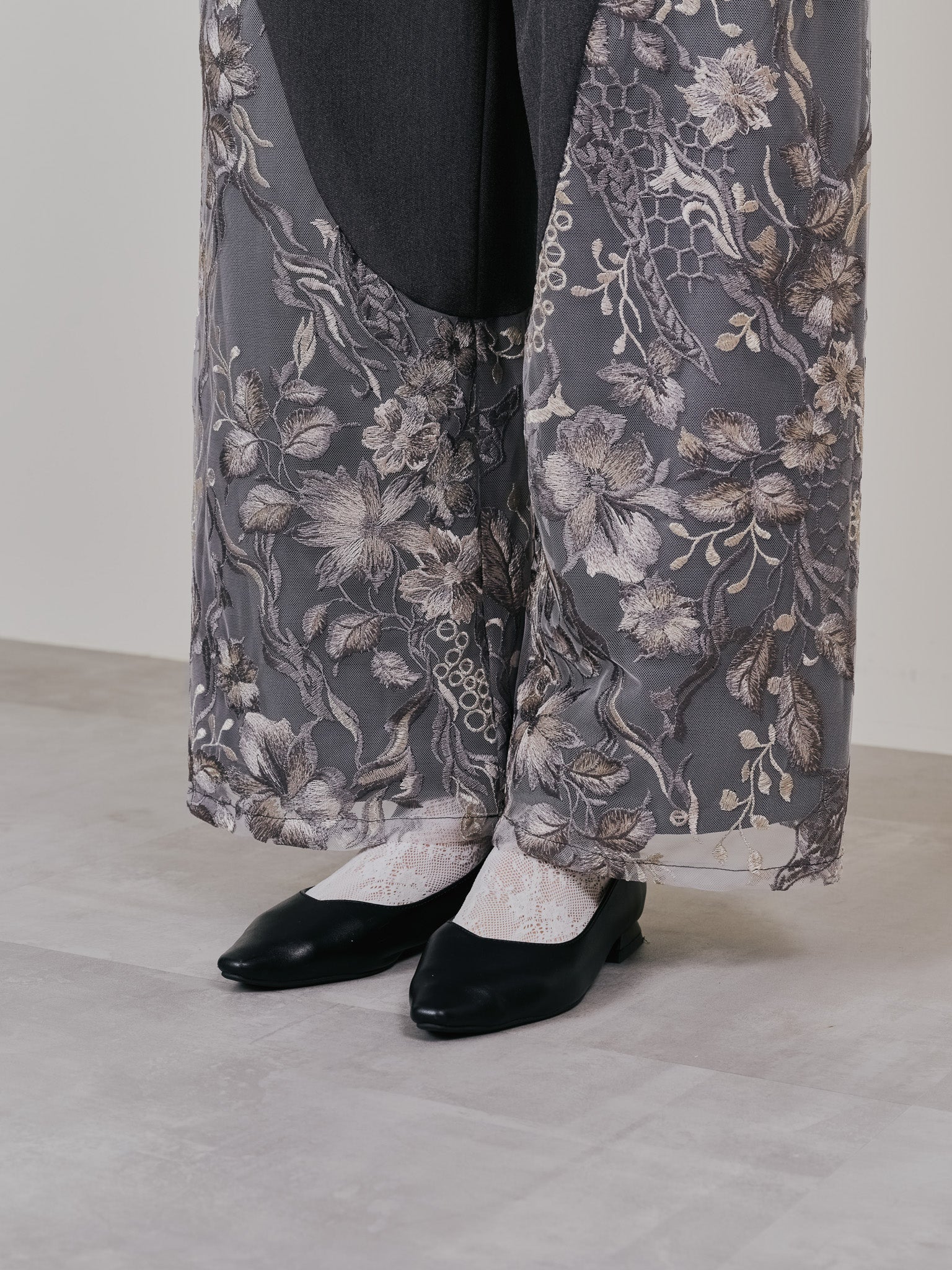 【-PRE SALE- 12/15 18:00まで!!】カーブポイントレースパンツ [605559] brown