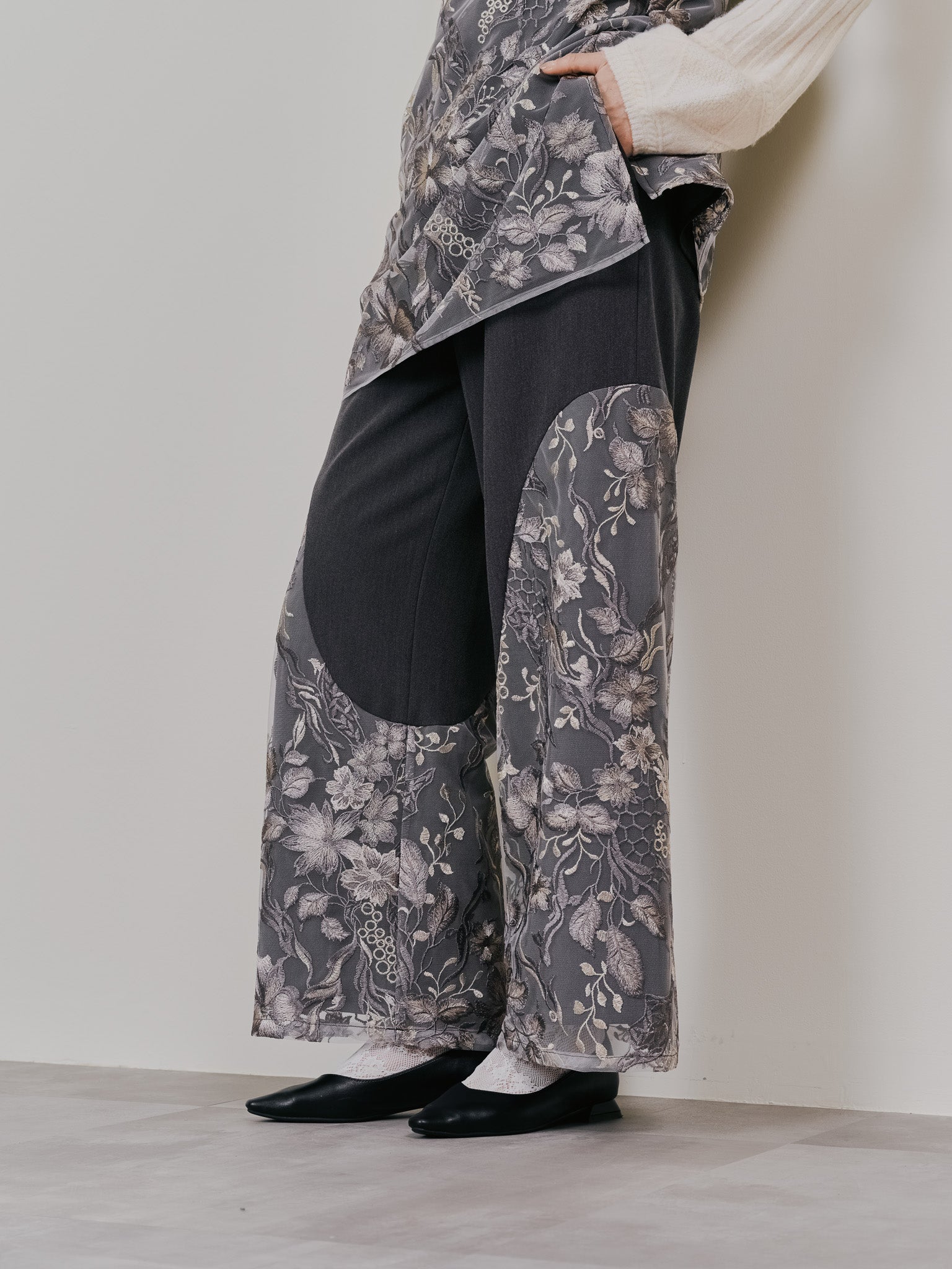 【-PRE SALE- 12/15 18:00まで!!】カーブポイントレースパンツ [605559] brown