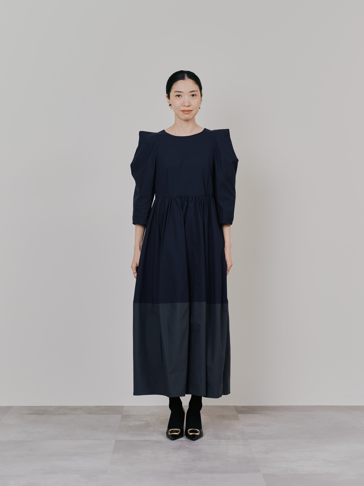 ショルダータックボリュームワンピース [601455] navy