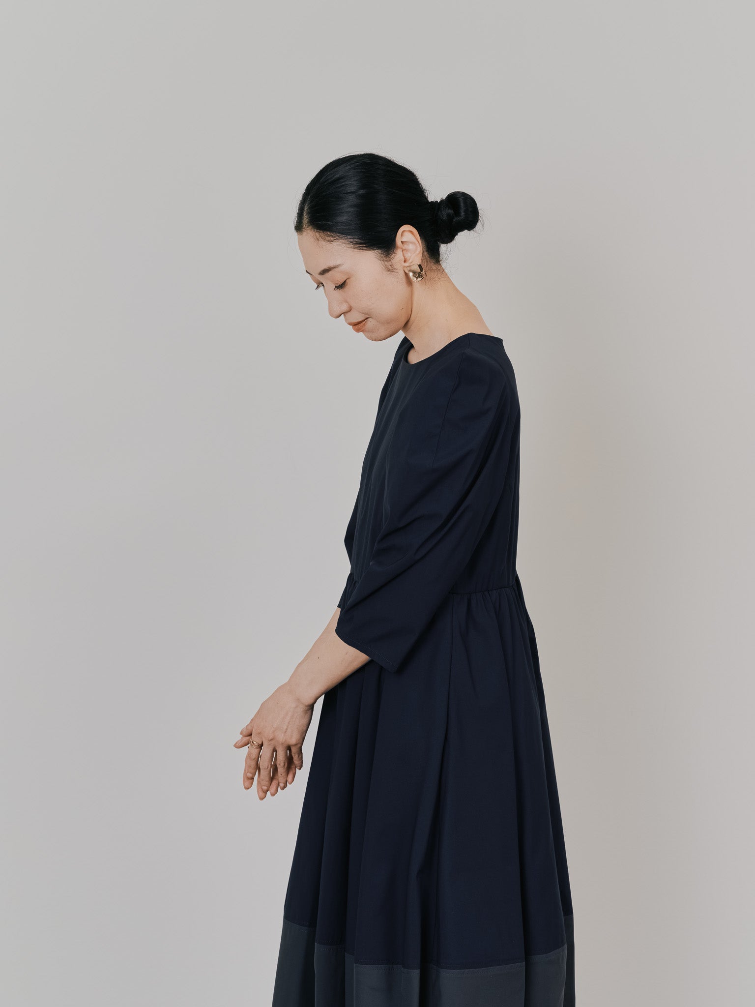 ショルダータックボリュームワンピース [601455] navy