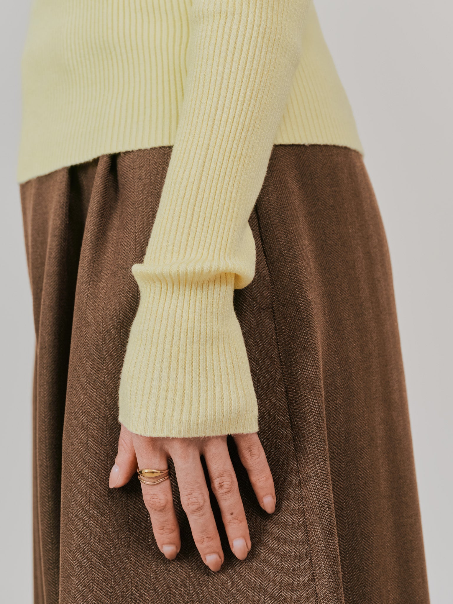 【SALE】リブタートルニットトップス [605548] yellow