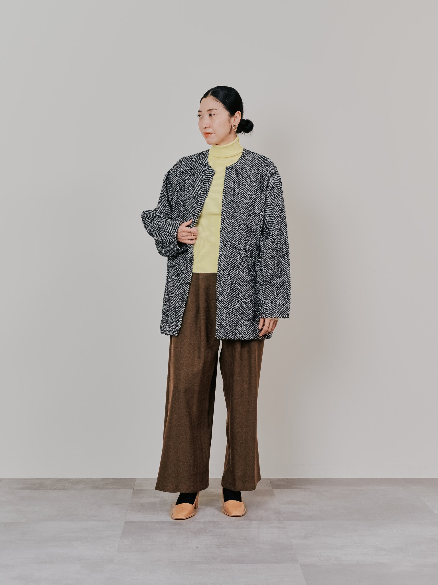 【-PRE SALE- 12/15 18:00まで!!】バックタックヘリンボーンツィードコーディガン [605561] off