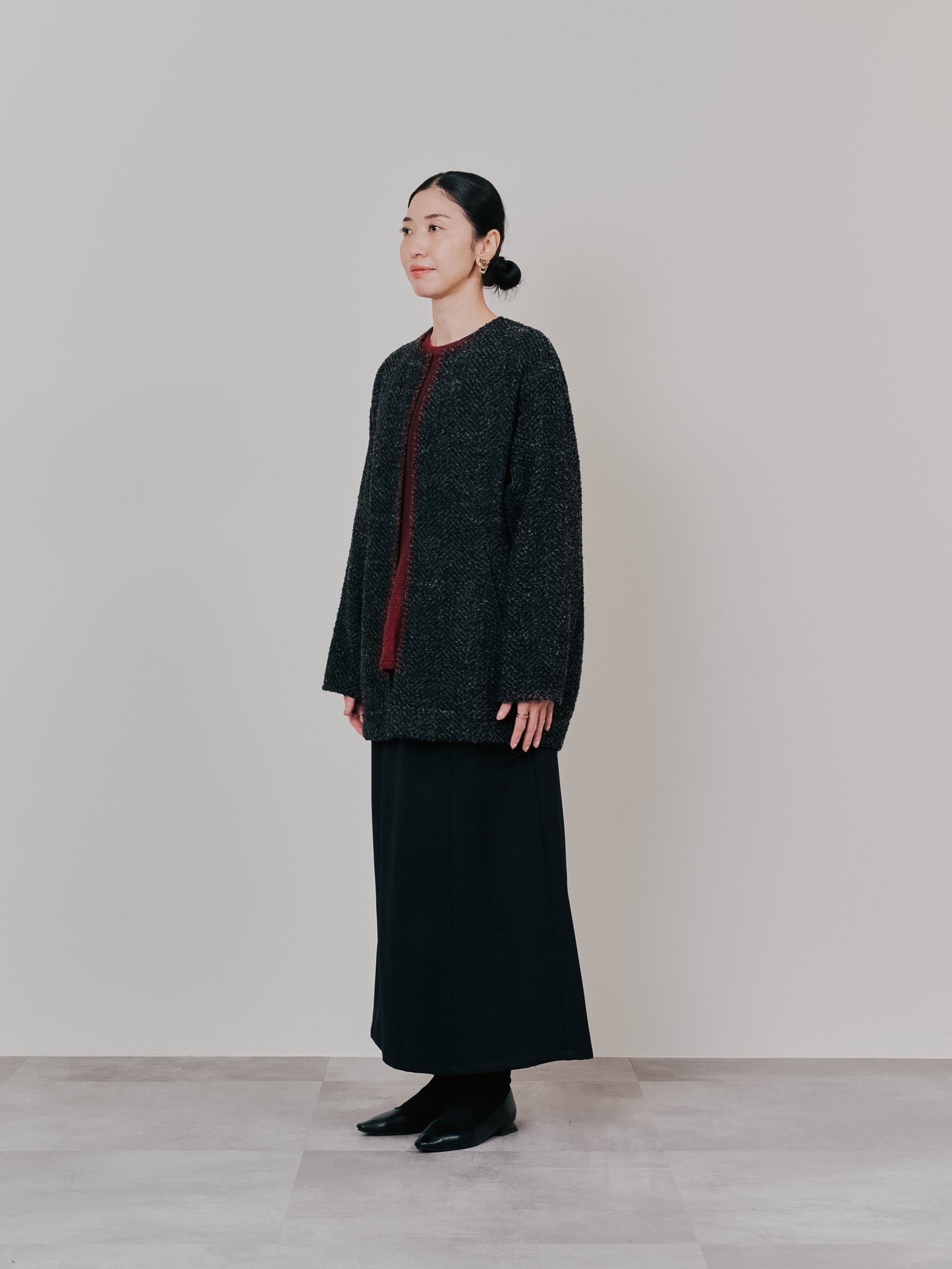 【-PRE SALE- 12/15 18:00まで!!】バックタックヘリンボーンツィードコーディガン [605561] charcoal