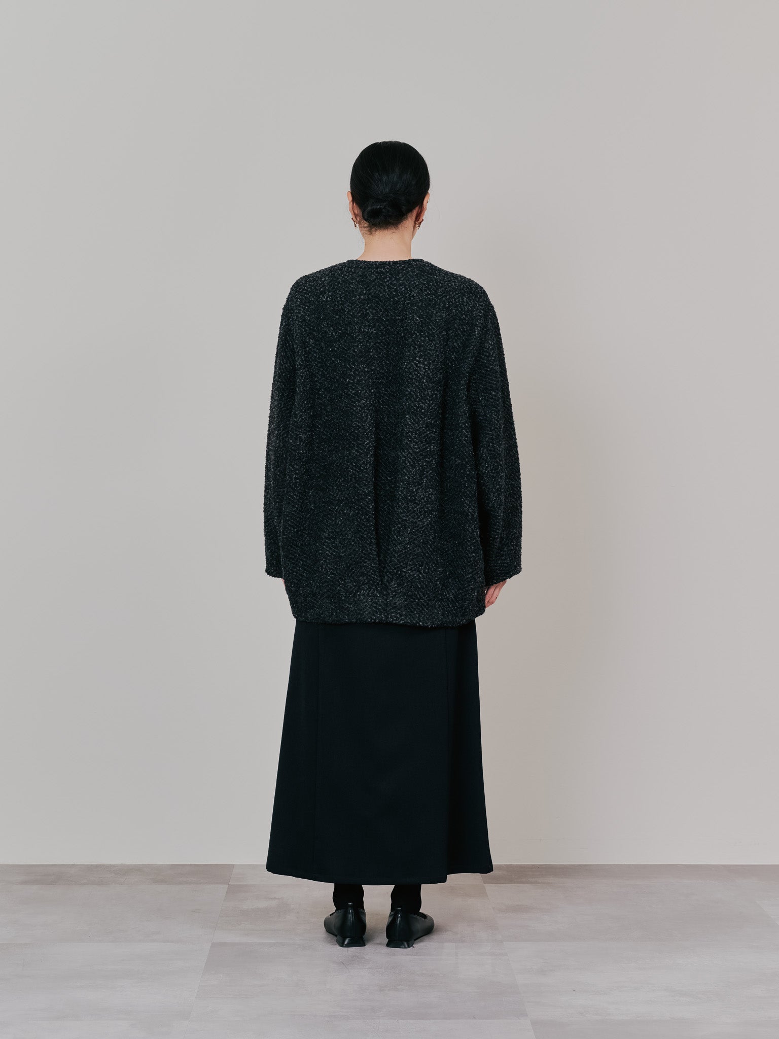 【-PRE SALE- 12/15 18:00まで!!】バックタックヘリンボーンツィードコーディガン [605561] charcoal