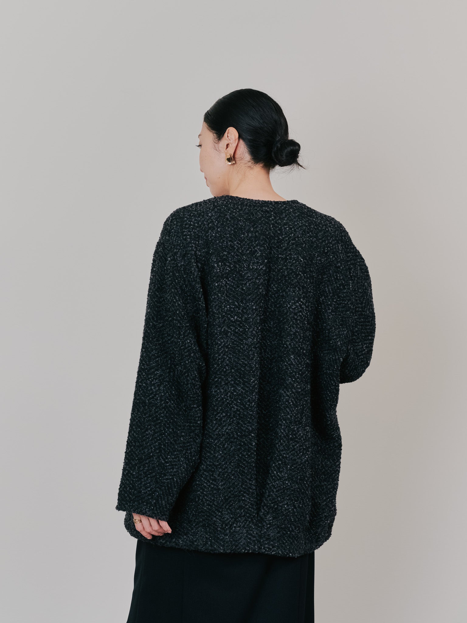 【-PRE SALE- 12/15 18:00まで!!】バックタックヘリンボーンツィードコーディガン [605561] charcoal