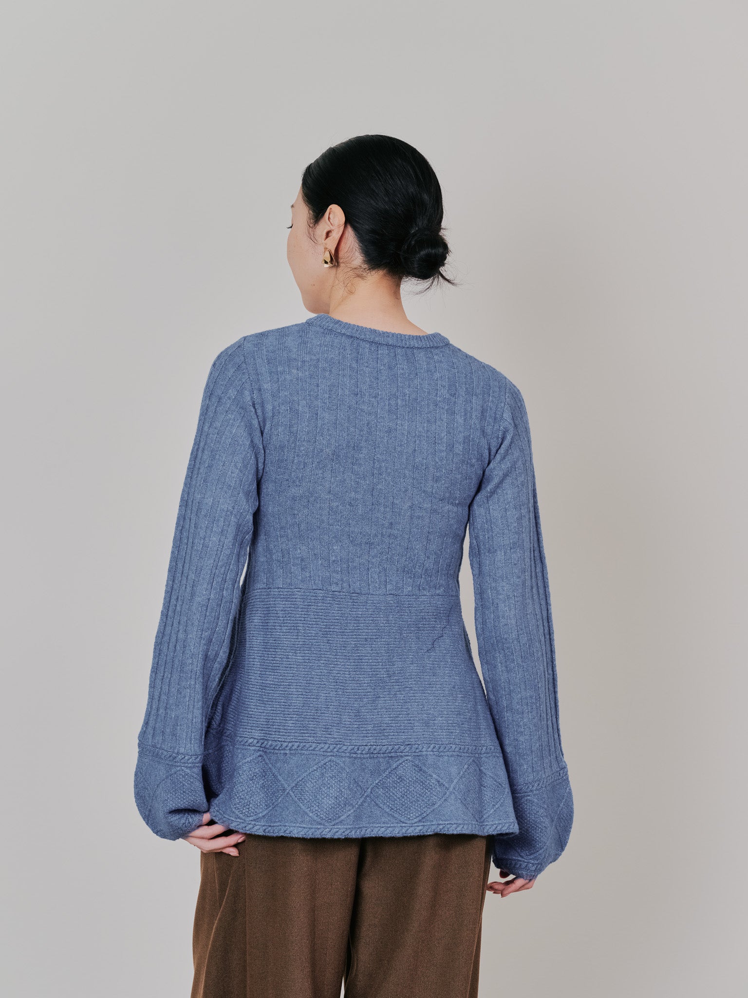 ケーブルペプラムニットトップス [605534] blue