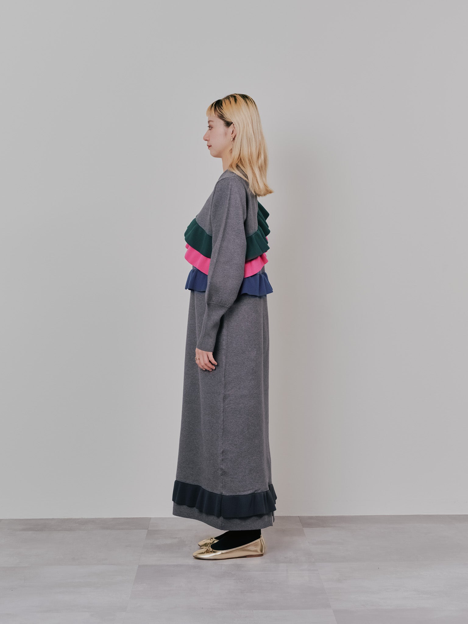 配色フリルティアードニットワンピース [601411] charcoal