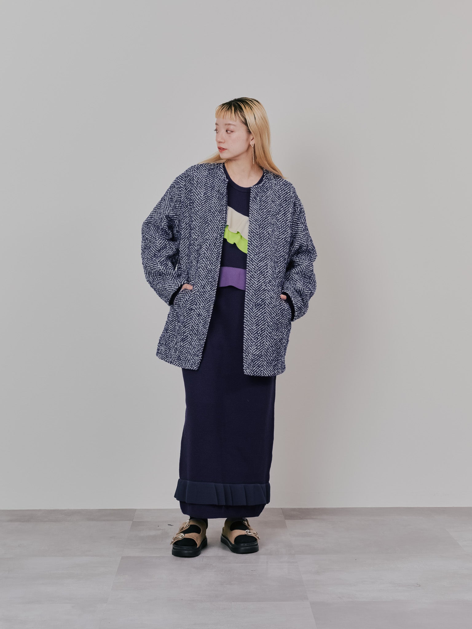 【-PRE SALE- 12/15 18:00まで!!】バックタックヘリンボーンツィードコーディガン [605561] blue