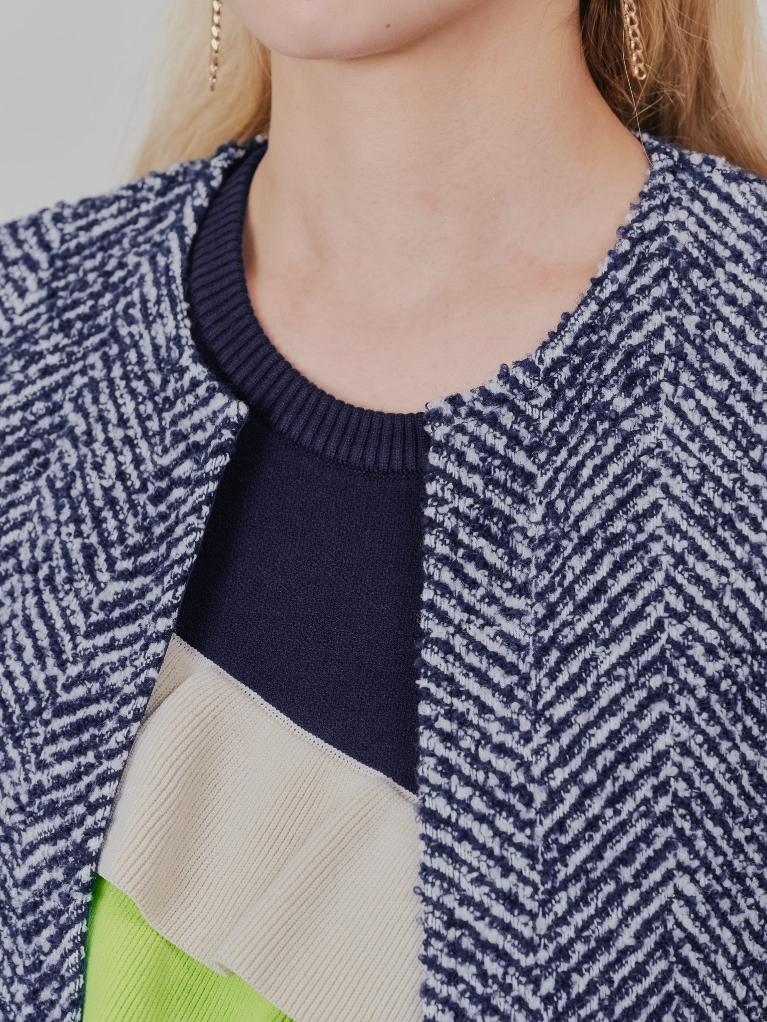 【-PRE SALE- 12/15 18:00まで!!】バックタックヘリンボーンツィードコーディガン [605561] blue