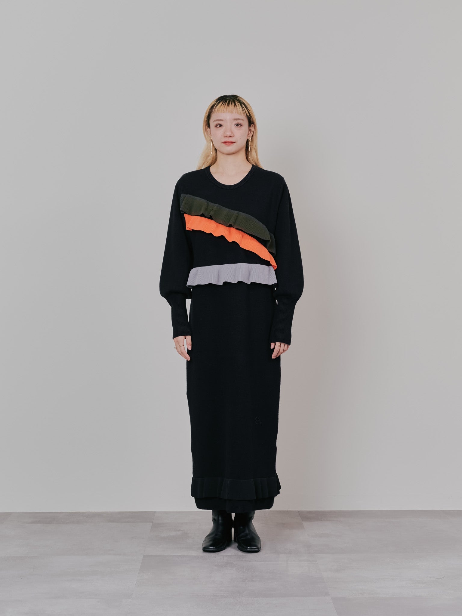 配色フリルティアードニットワンピース [601411] black