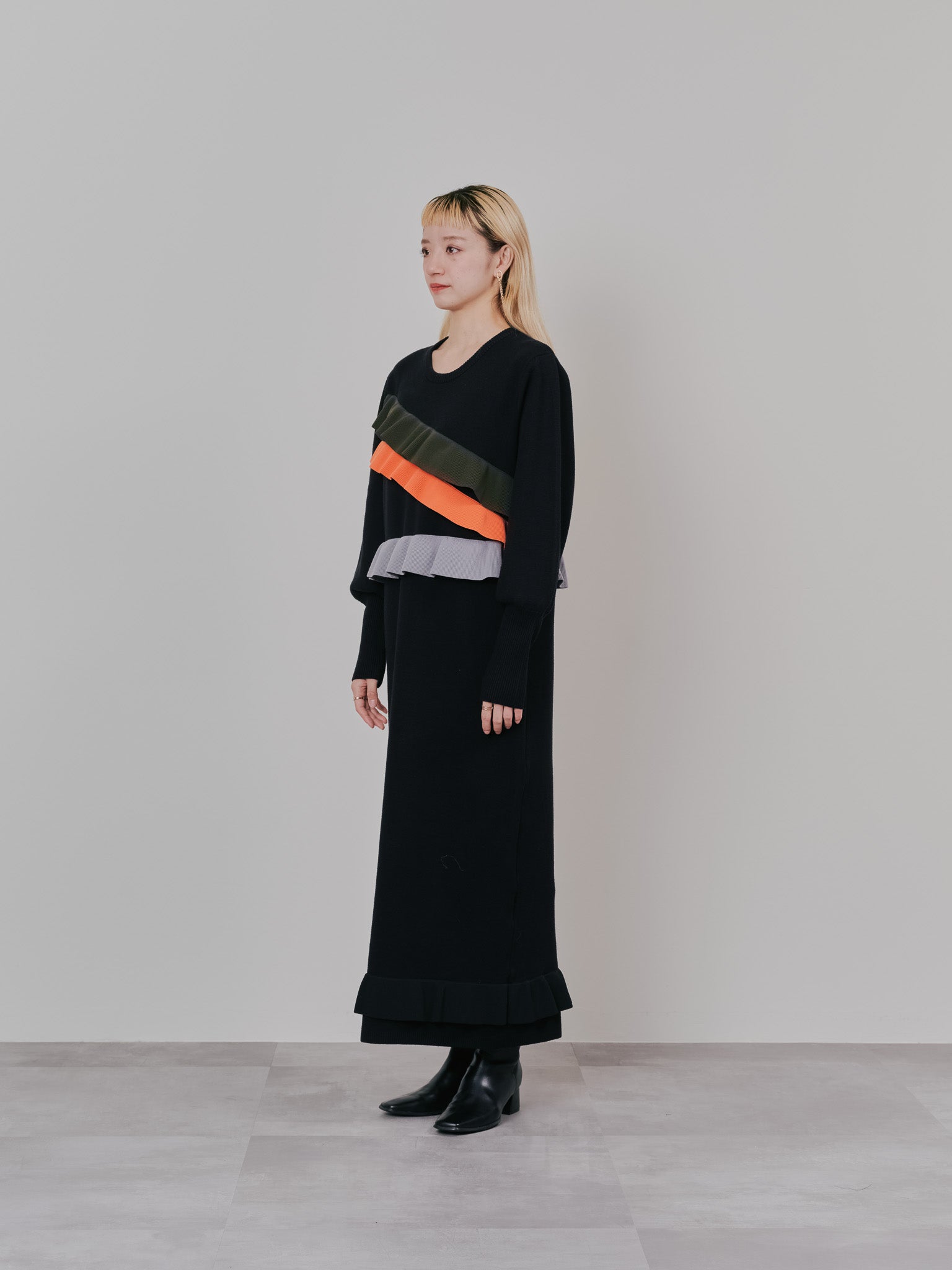 配色フリルティアードニットワンピース [601411] black