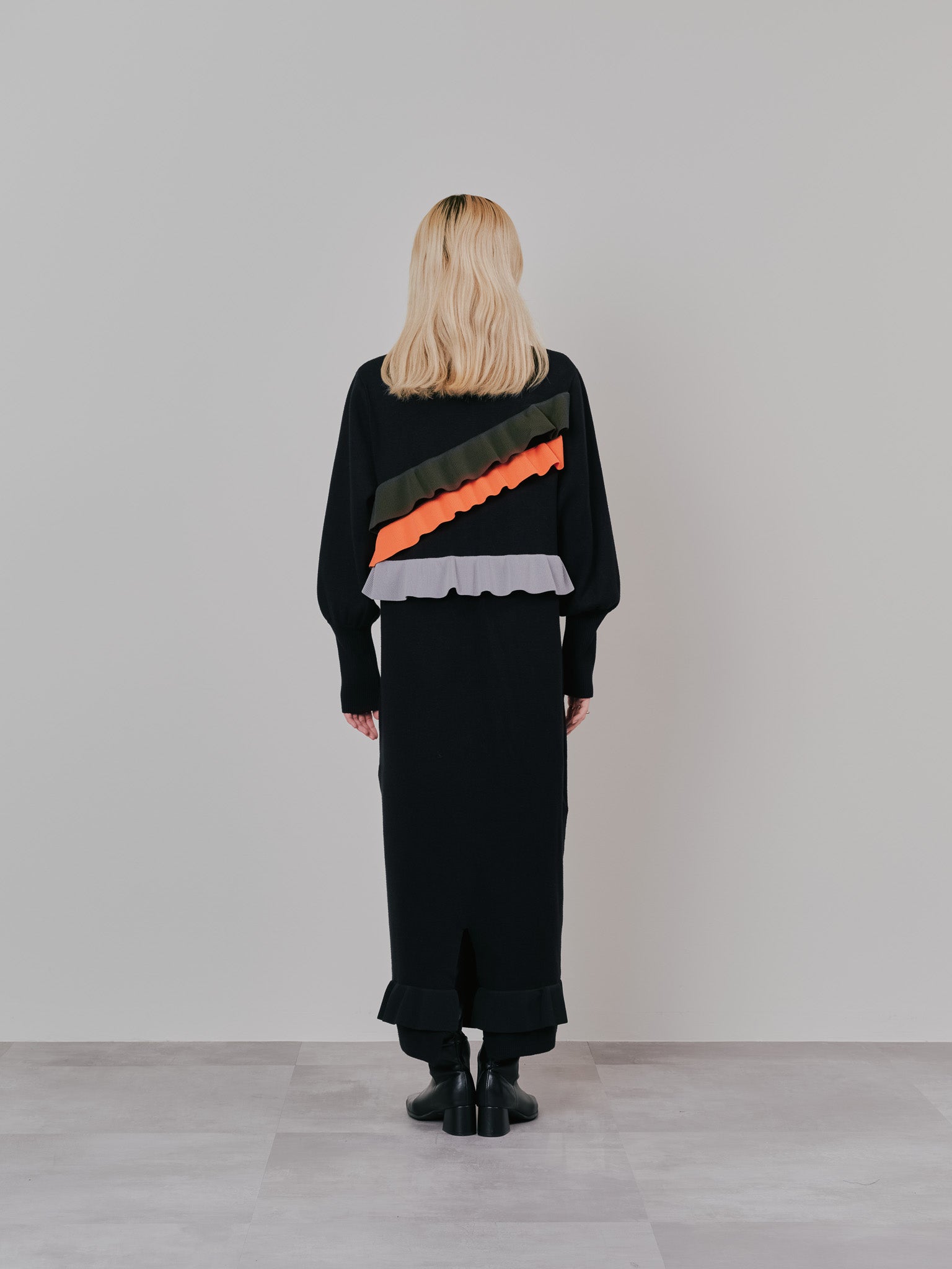 配色フリルティアードニットワンピース [601411] black