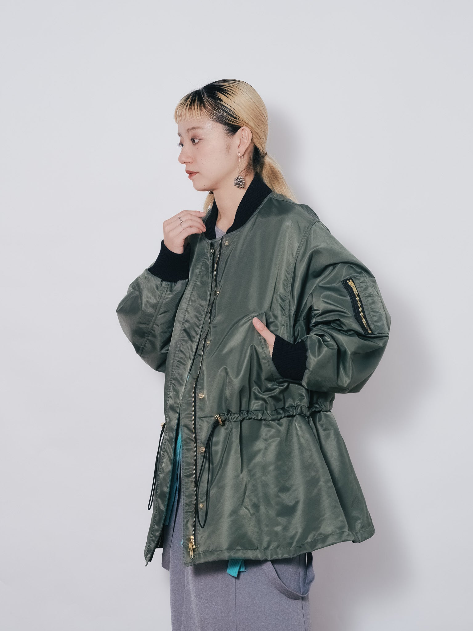 中綿ドルマンＭＡ-1 ブルゾン [601457] khaki